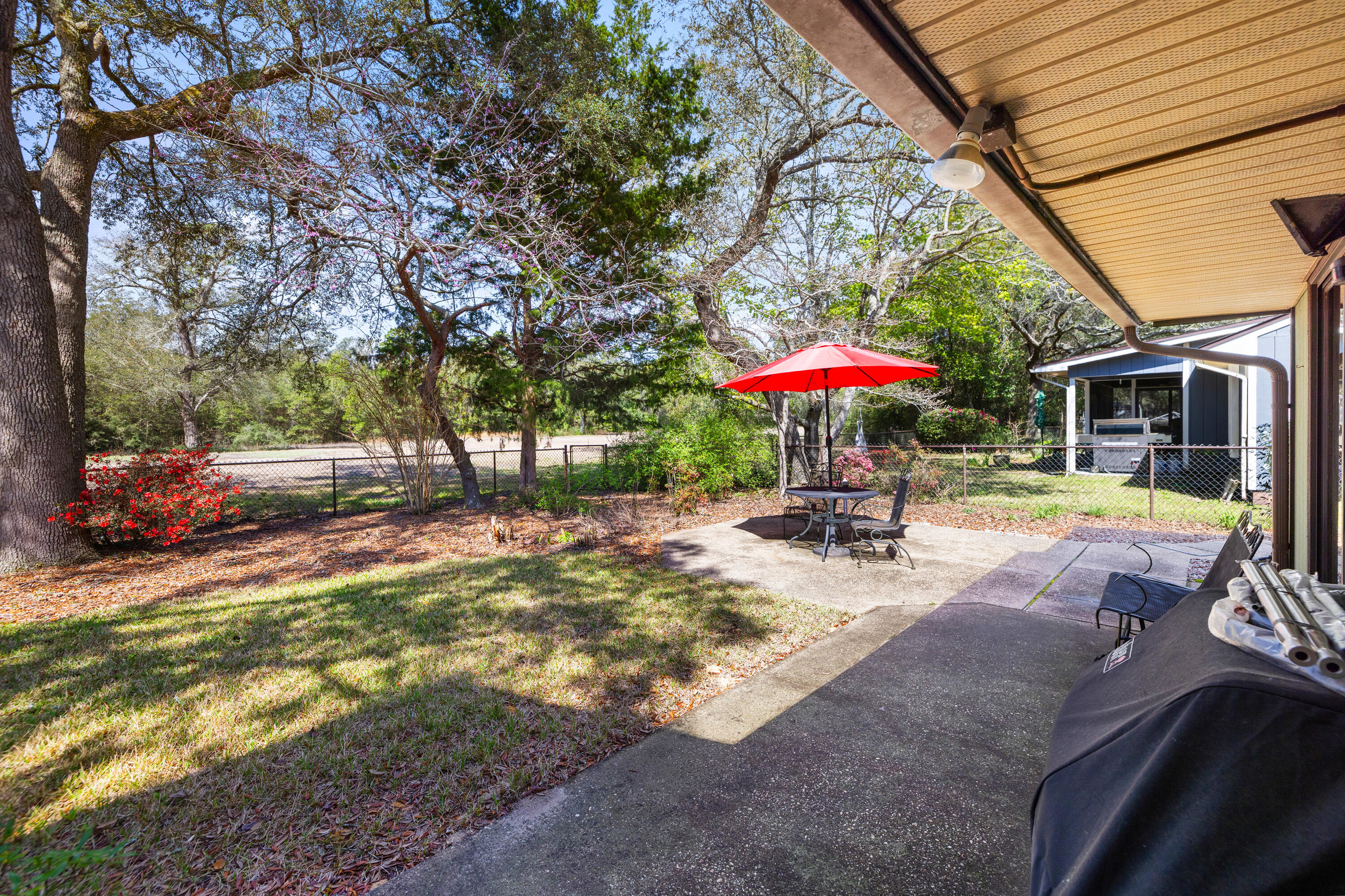 307 Evergreen Avenue