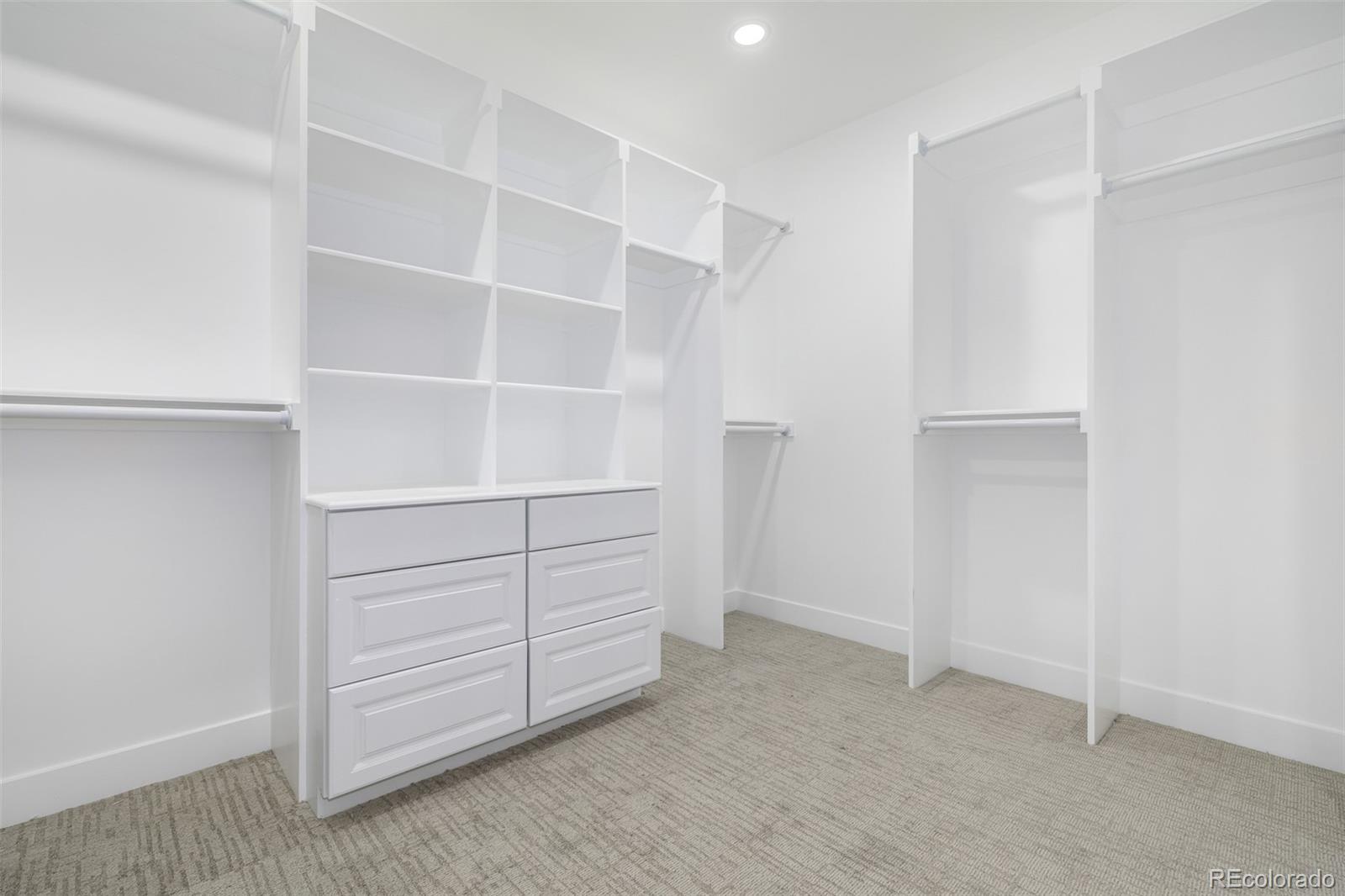 5401 E Dakota Avenue Unit: 10