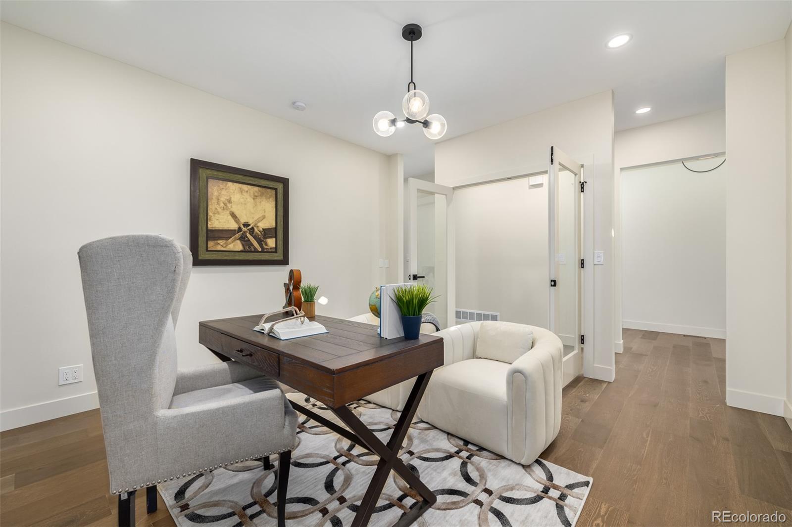 5401 E Dakota Avenue Unit: 10