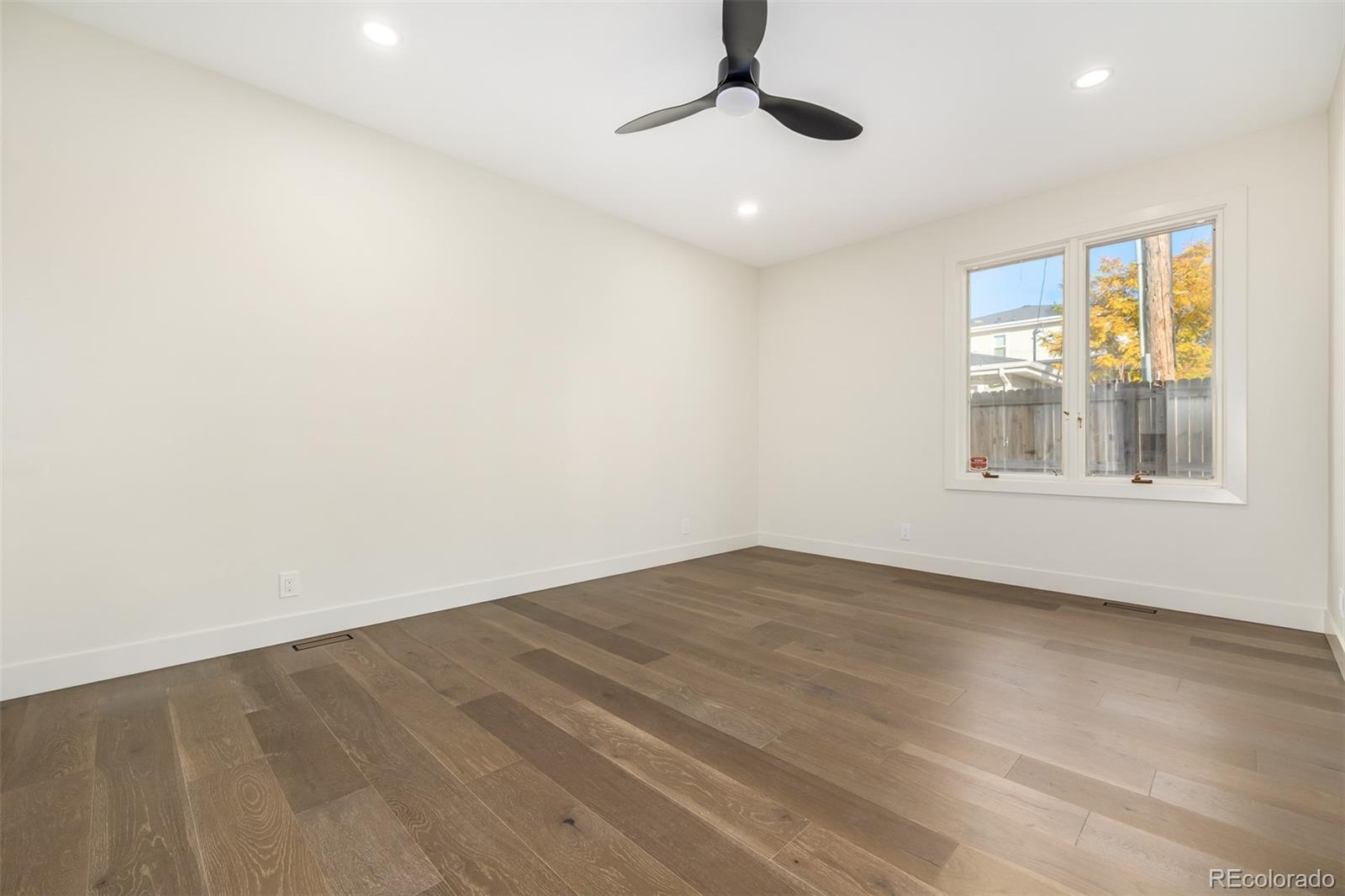 5401 E Dakota Avenue Unit: 10