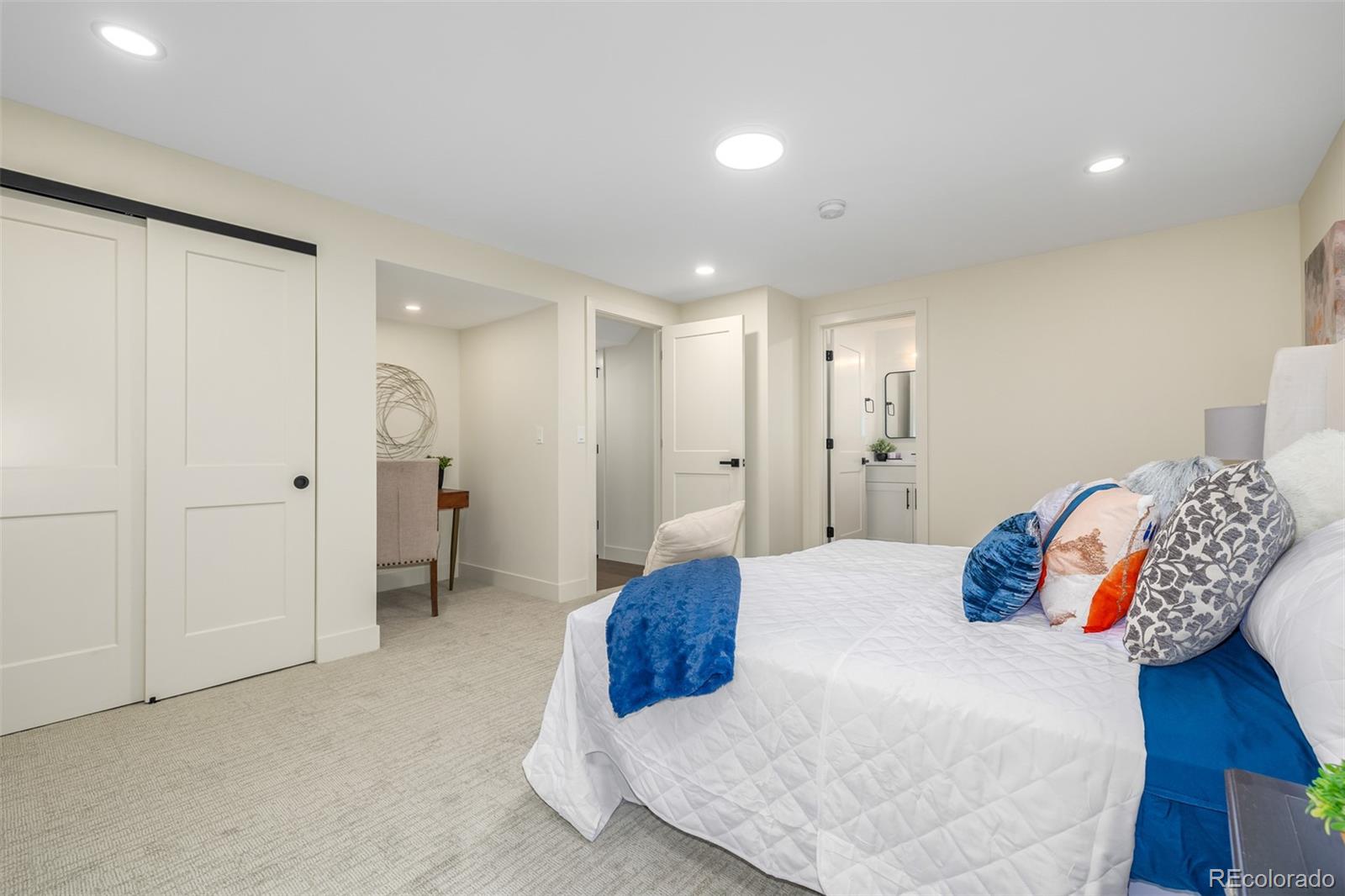 5401 E Dakota Avenue Unit: 10