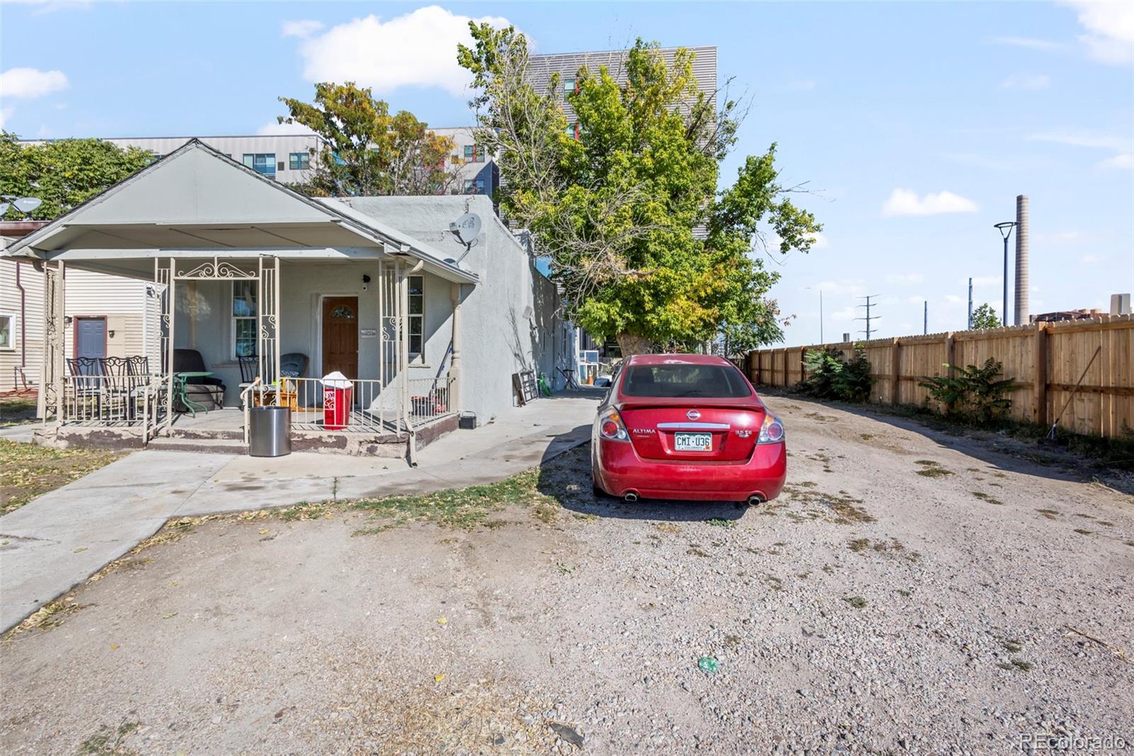 2609 W 12th Avenue