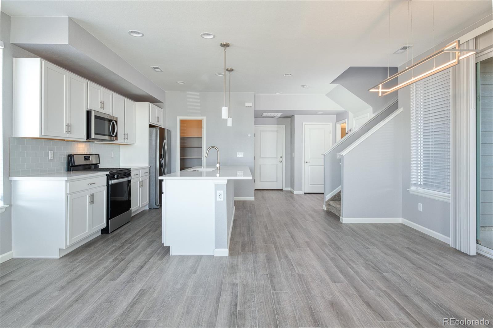 5029 E 63rd Place