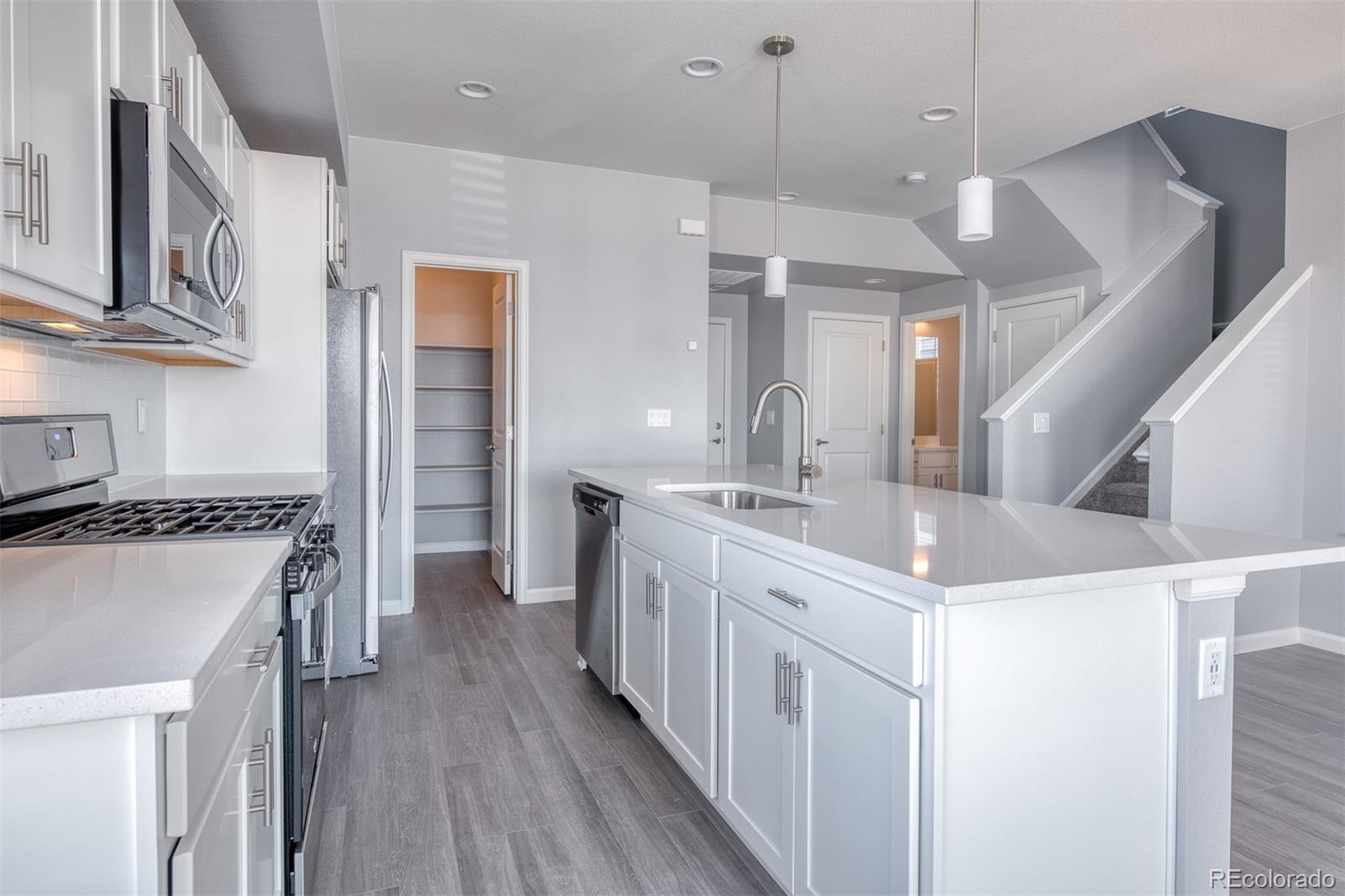 5029 E 63rd Place