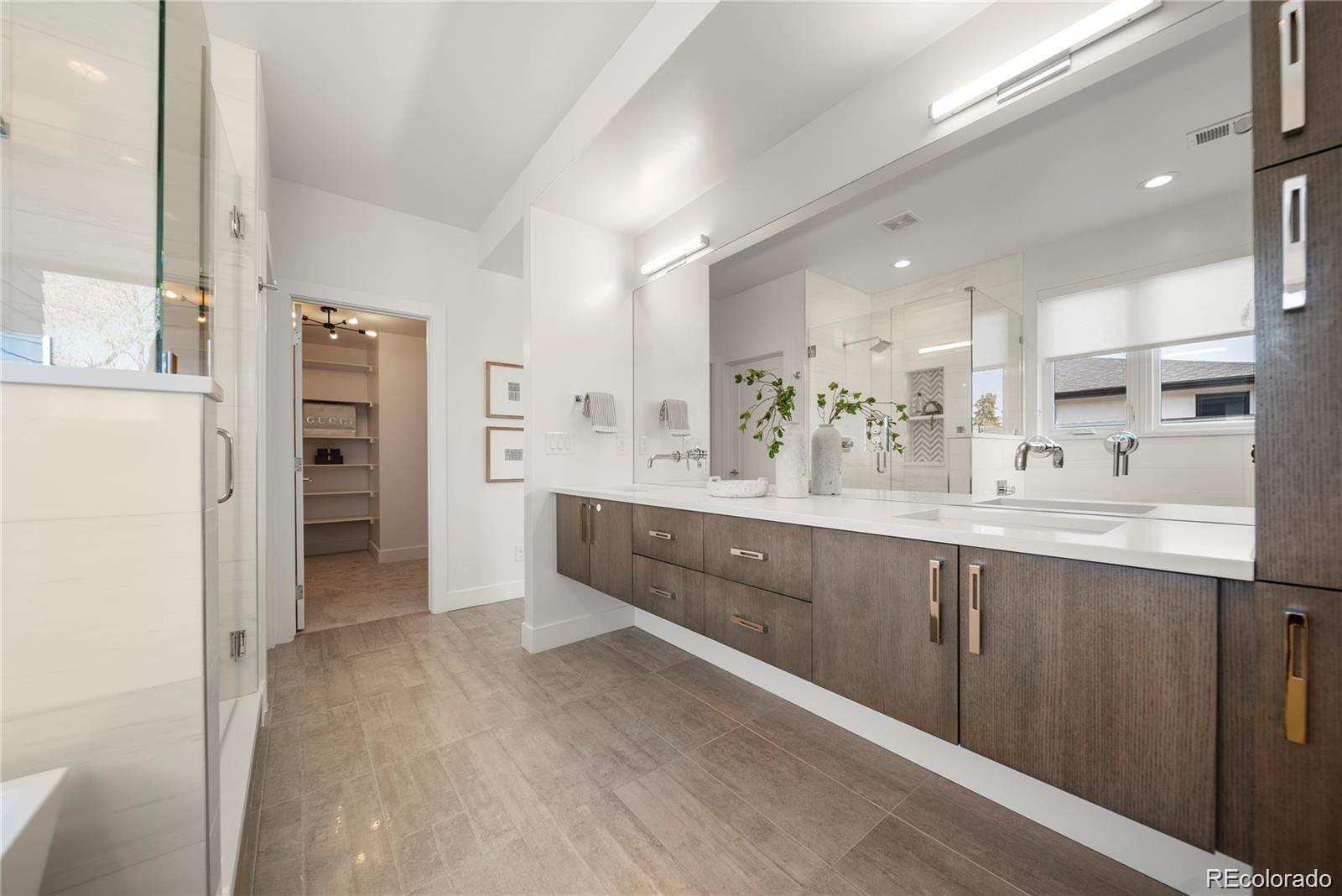 3485 S Clermont Street