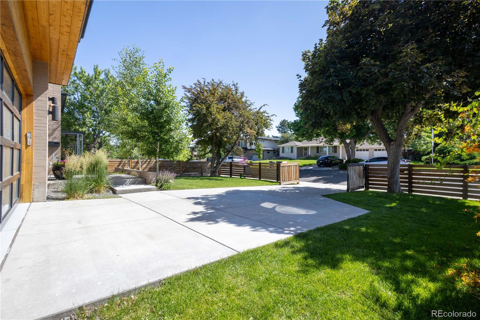 3485 S Clermont Street