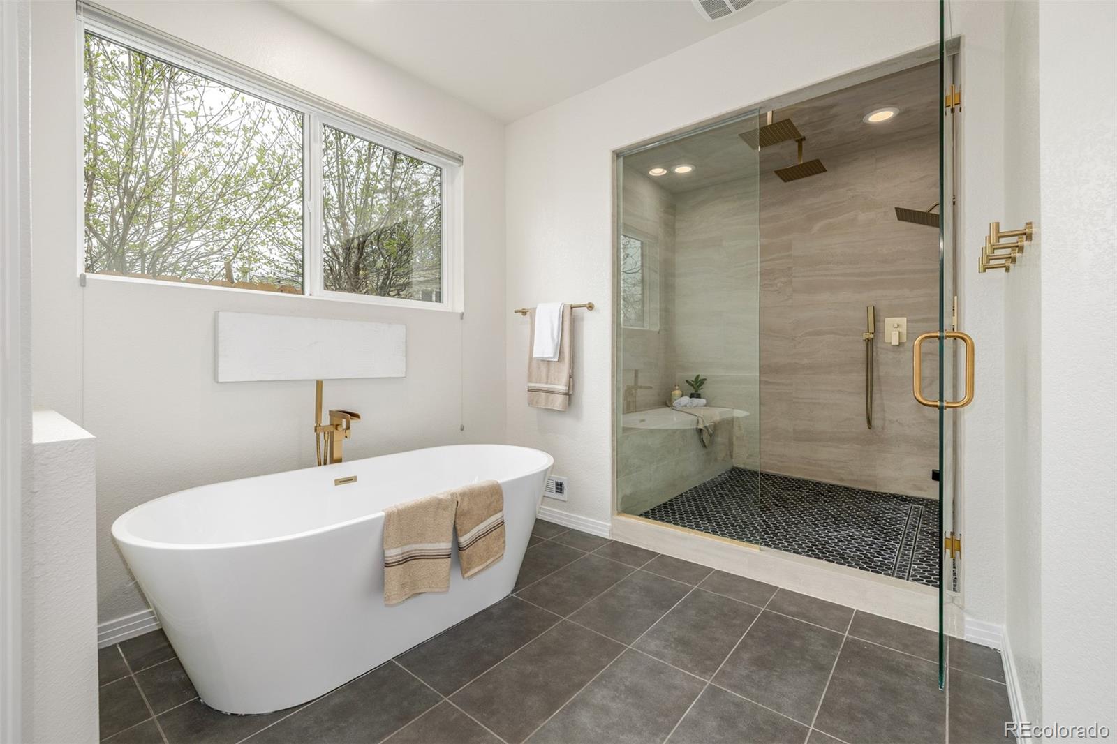 3350 S Eudora Street