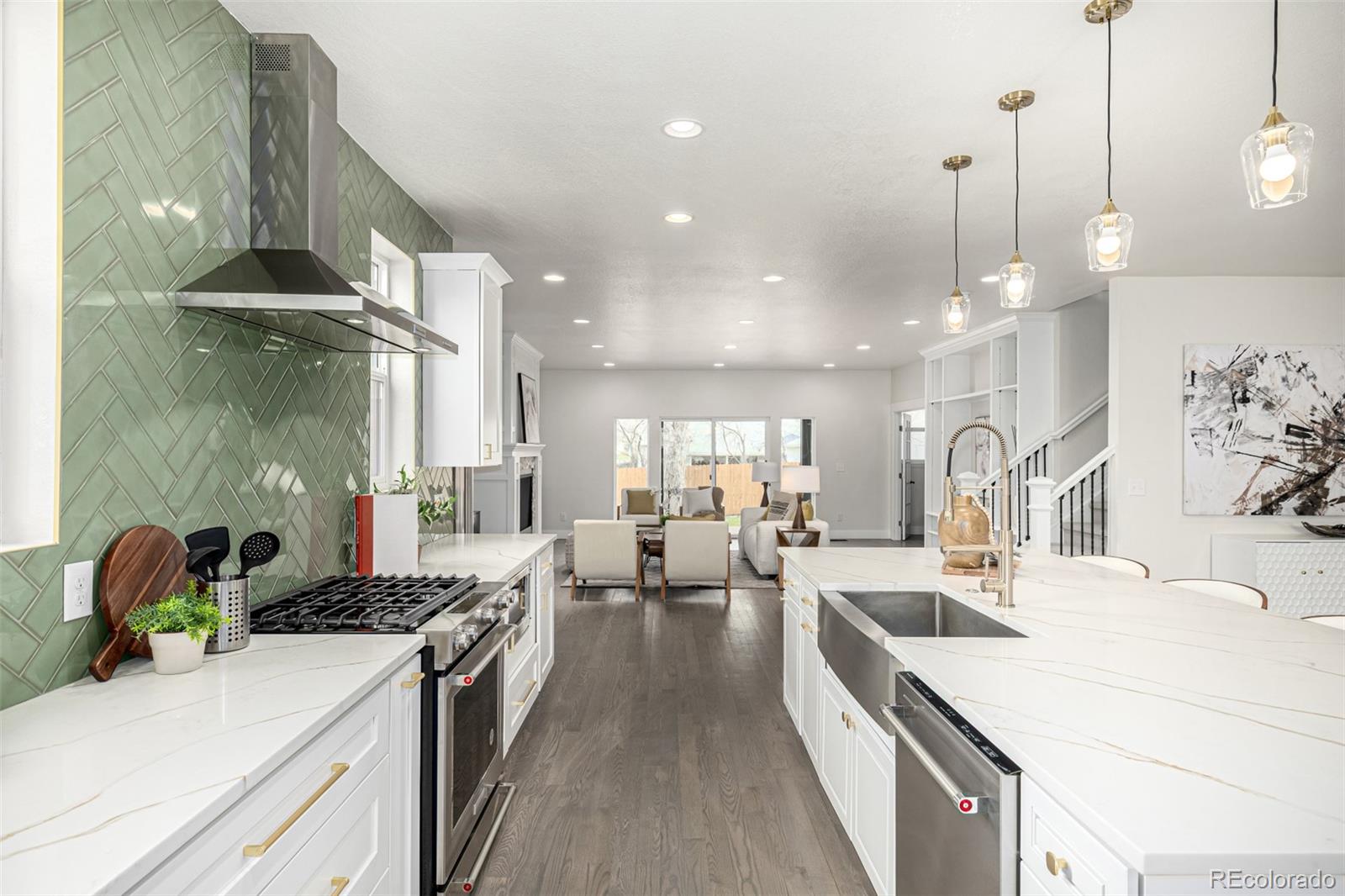 3350 S Eudora Street