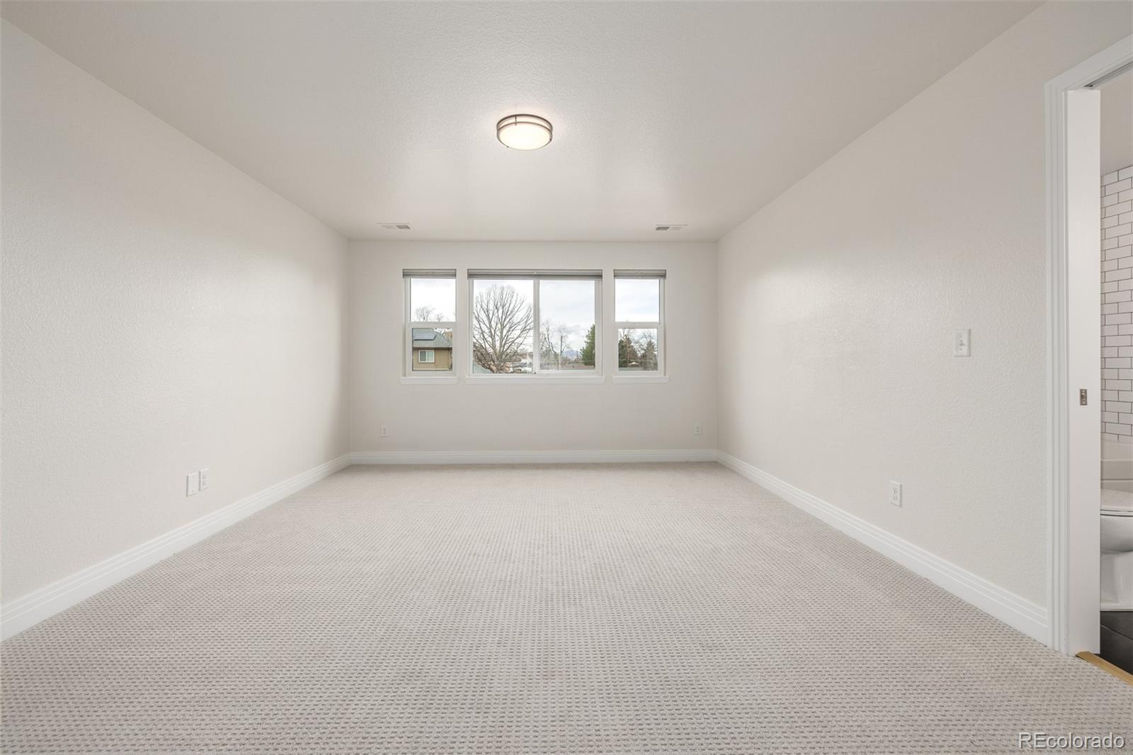 3350 S Eudora Street