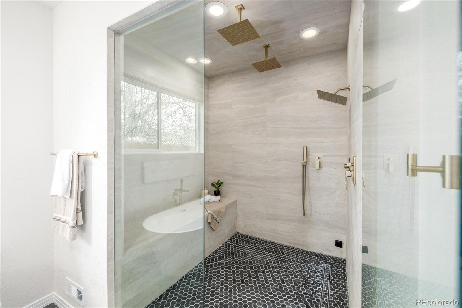 3350 S Eudora Street