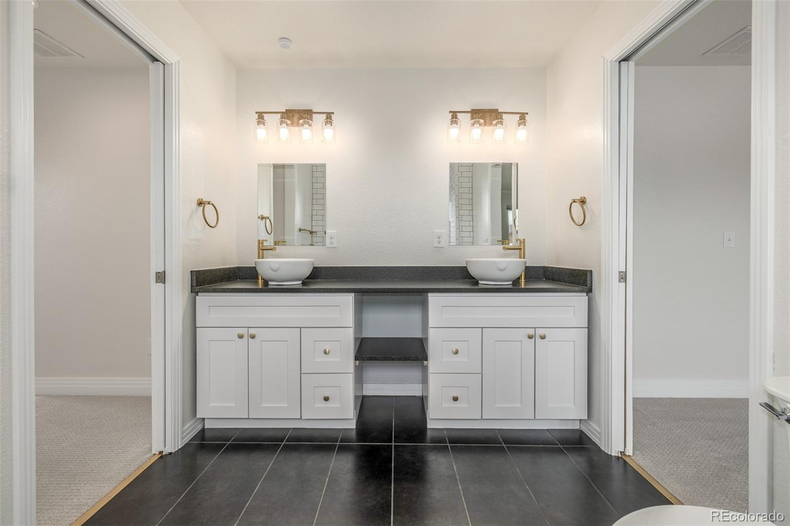 3350 S Eudora Street