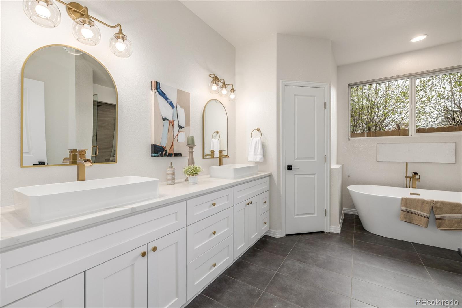 3350 S Eudora Street