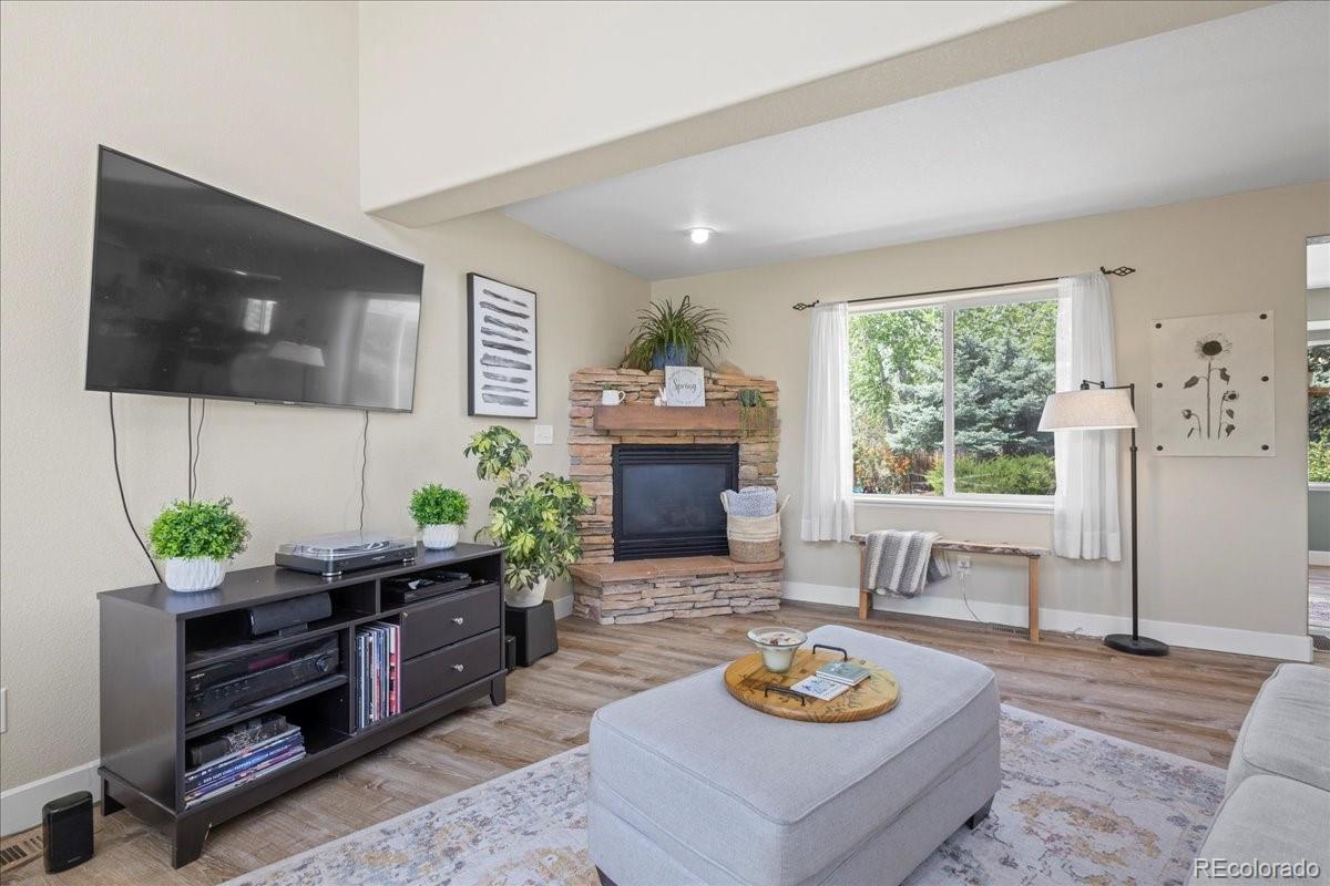 3235 Calumet Way