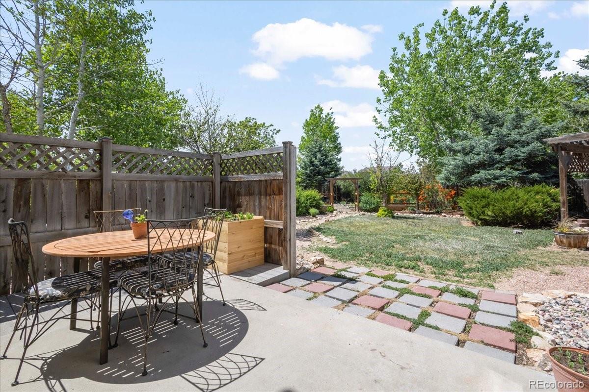 3235 Calumet Way