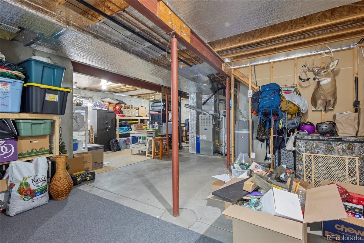 3235 Calumet Way