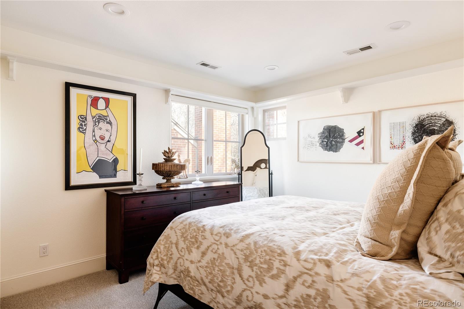 1275 S Elizabeth Street