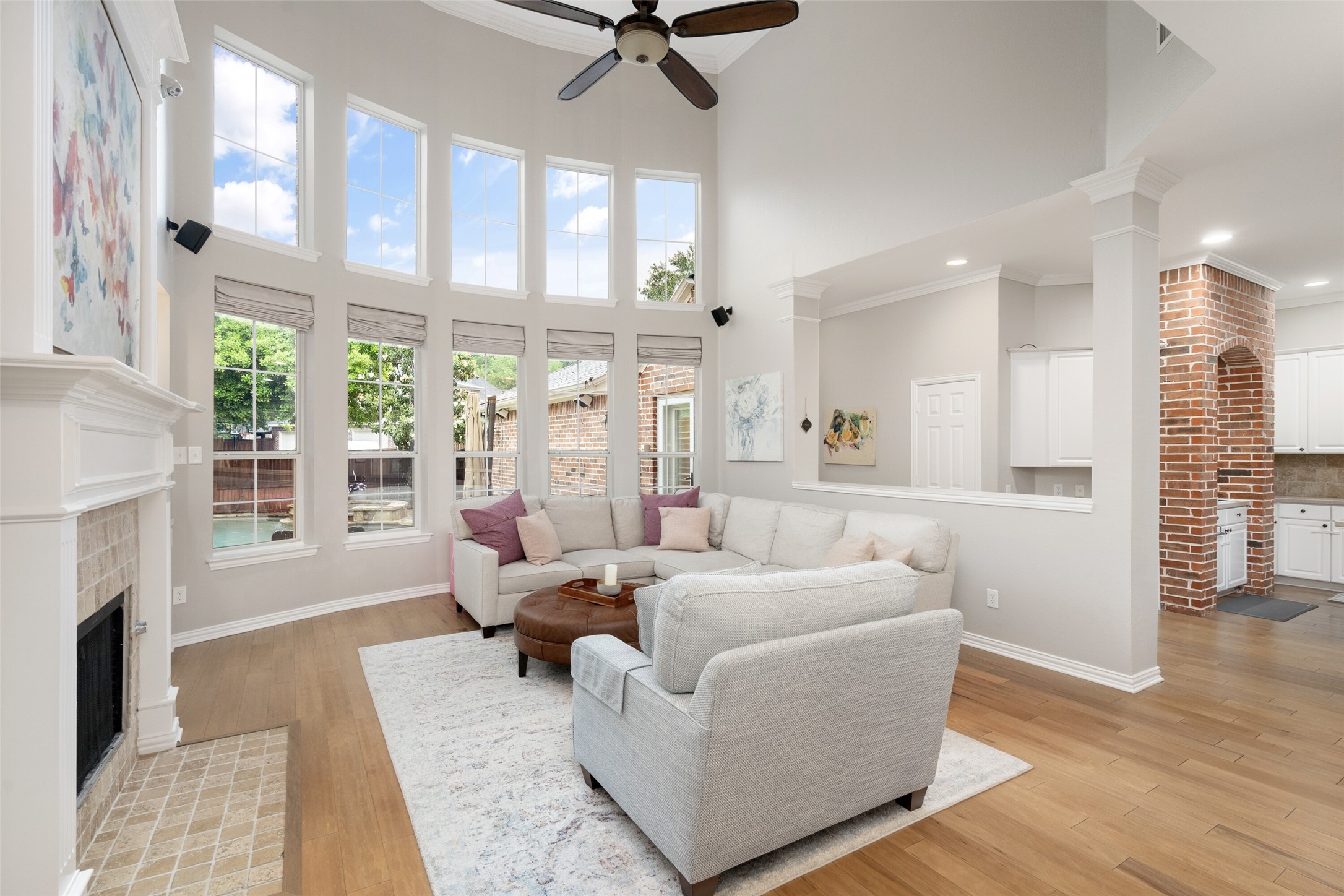 1011 Cross Plains Drive