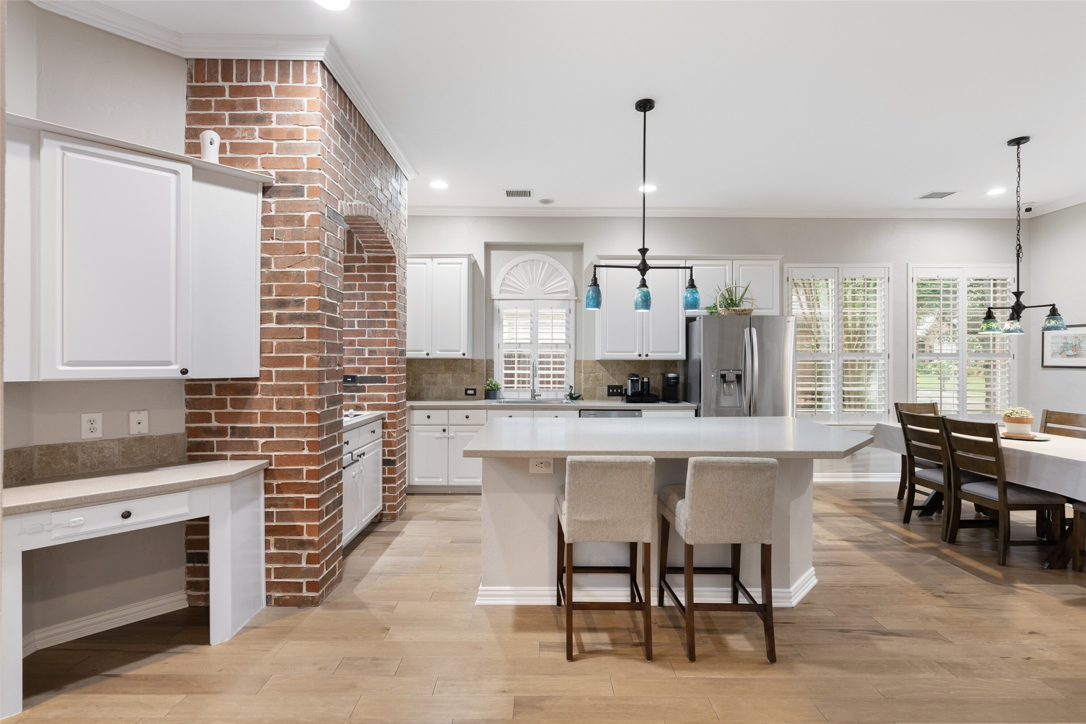 1011 Cross Plains Drive