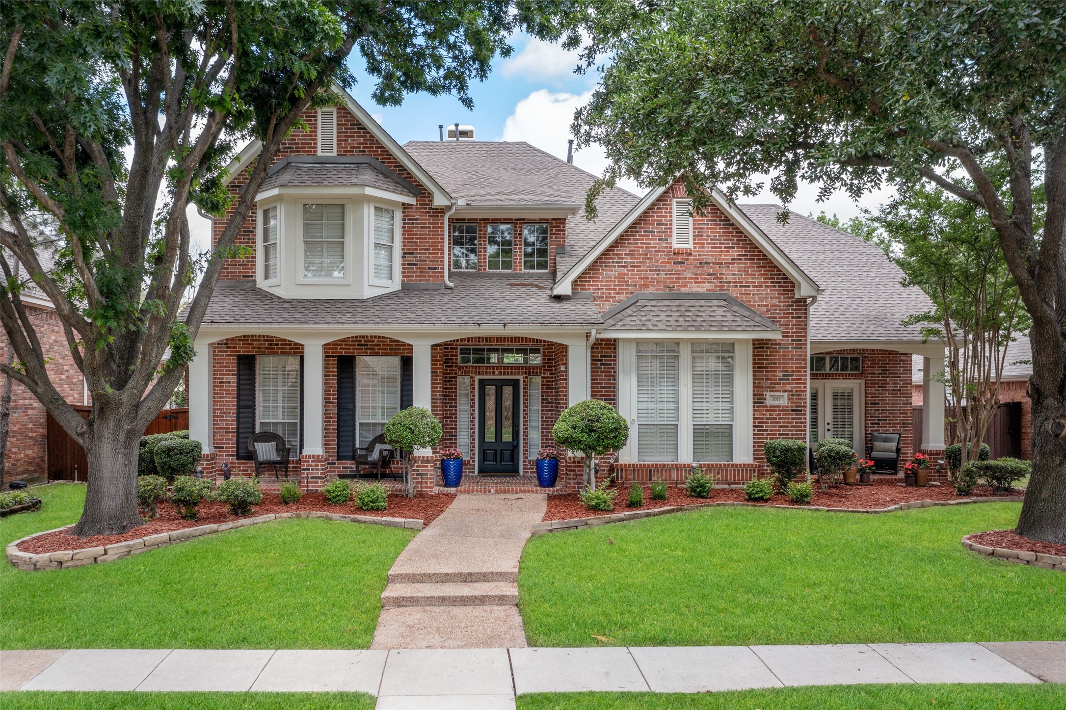 1011 Cross Plains Drive