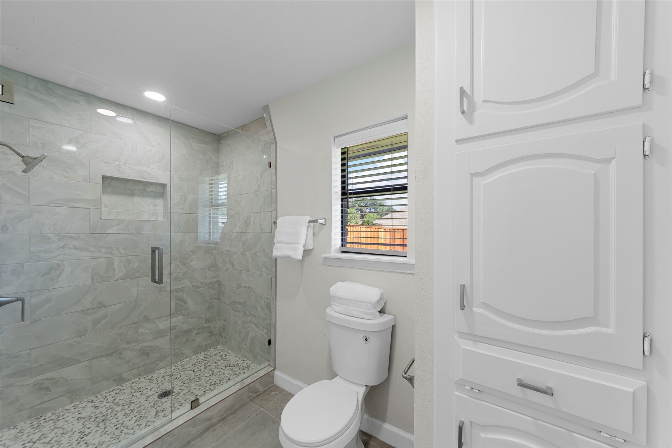 1721 Throwbridge Lane