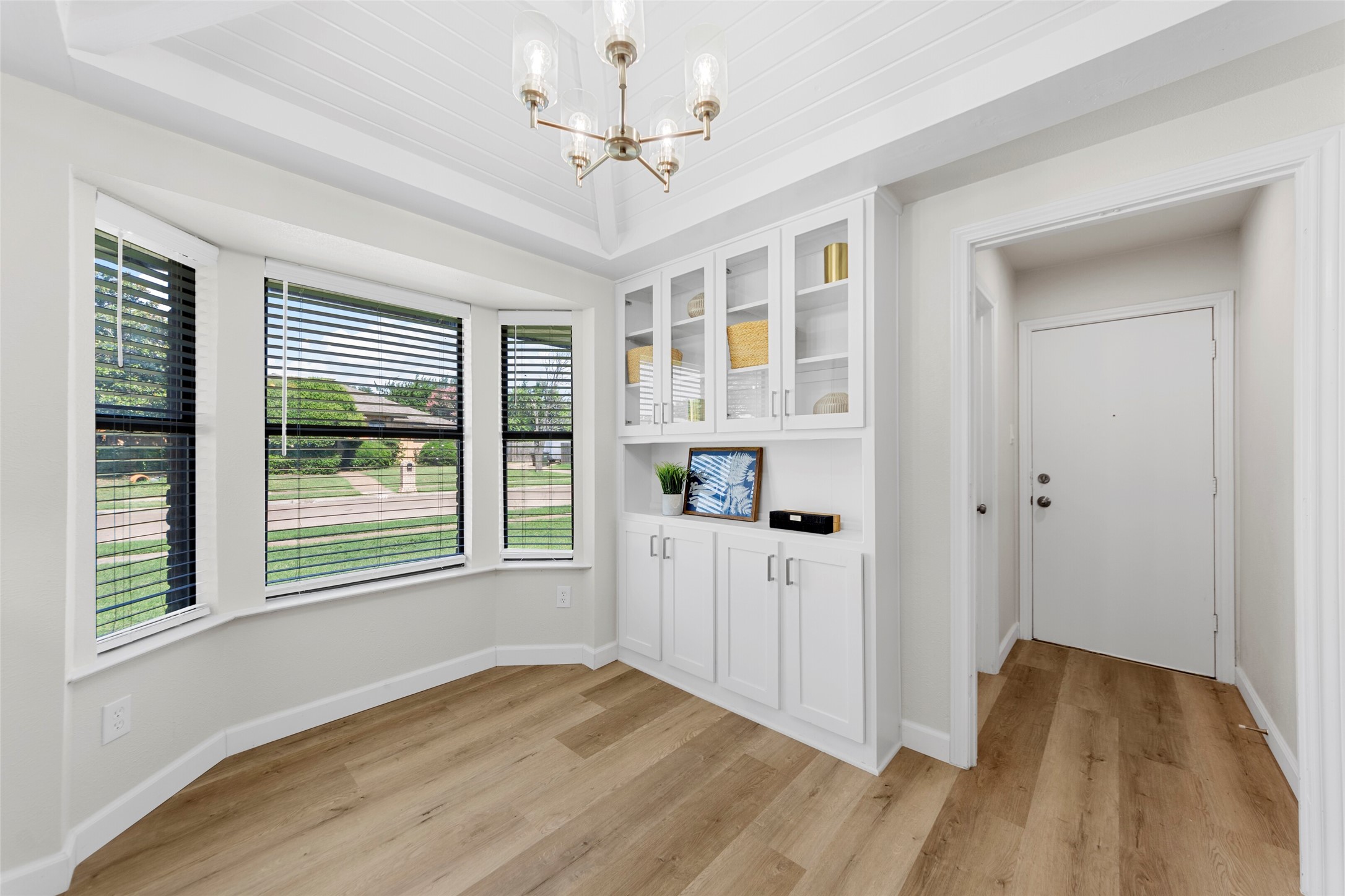 1721 Throwbridge Lane