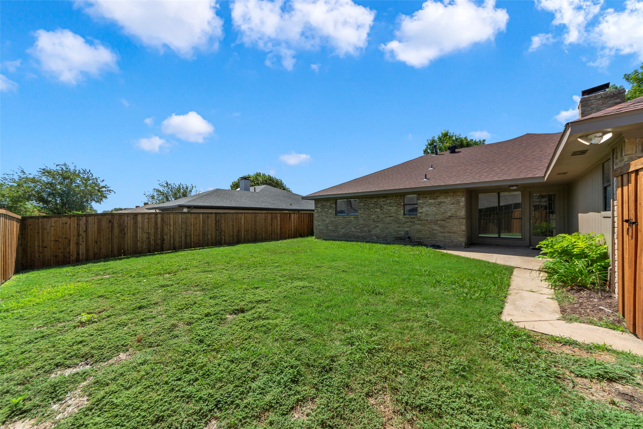 1721 Throwbridge Lane