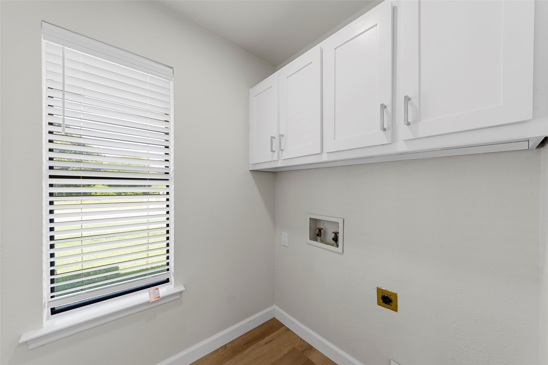 1721 Throwbridge Lane