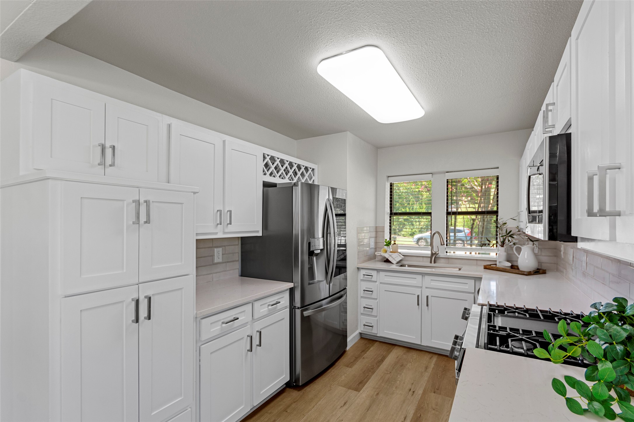 1721 Throwbridge Lane