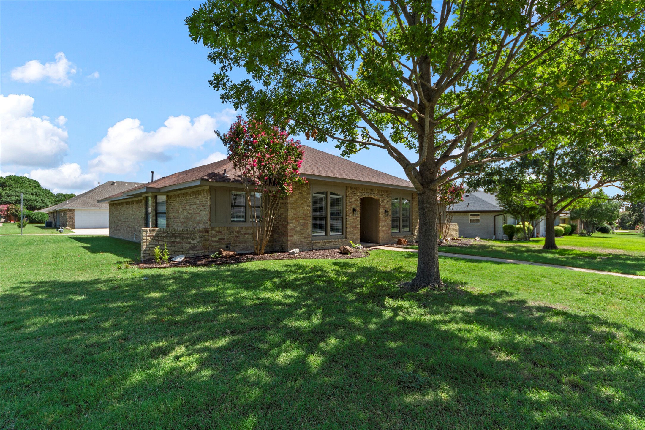 1721 Throwbridge Lane