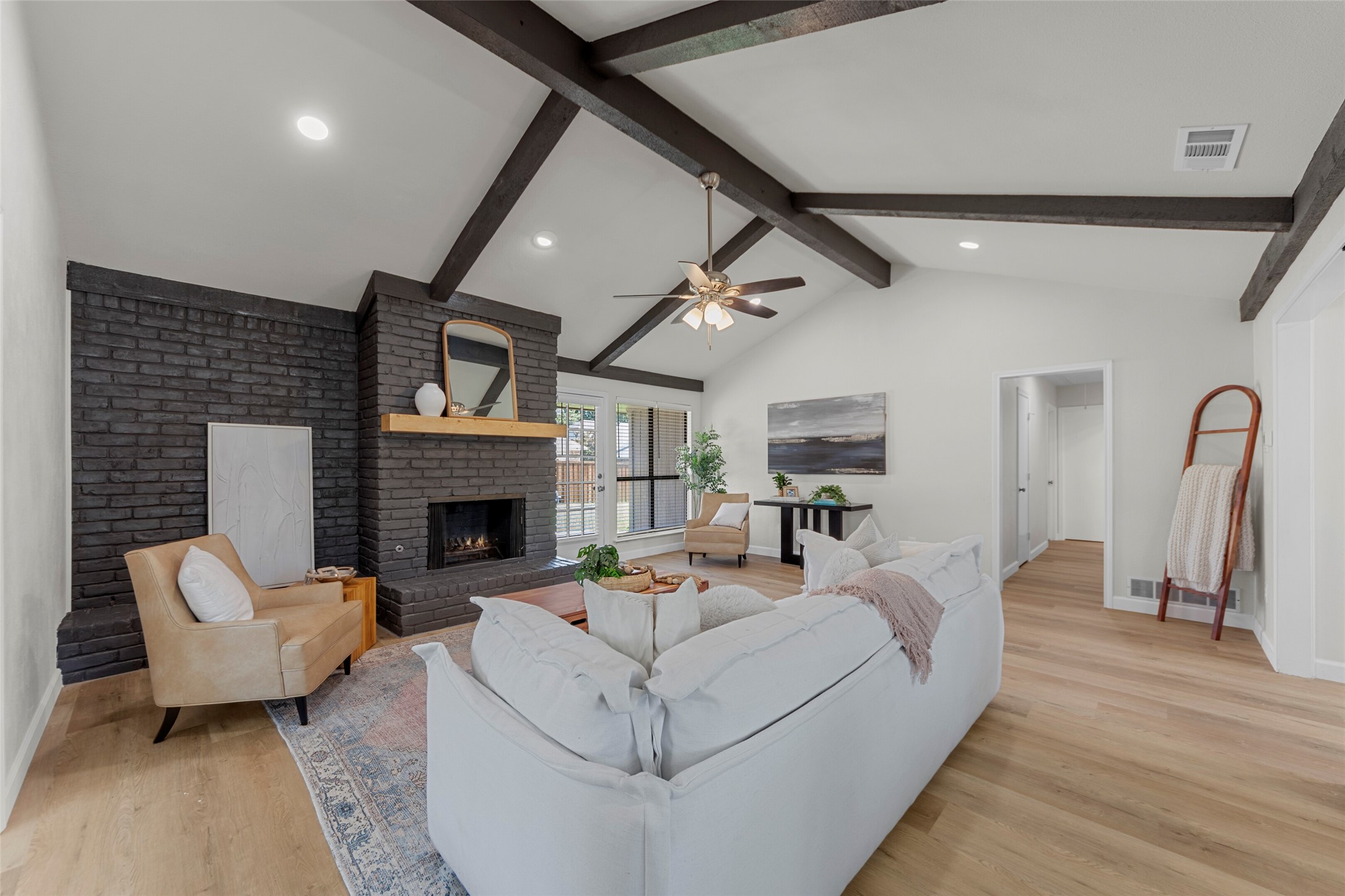 1721 Throwbridge Lane