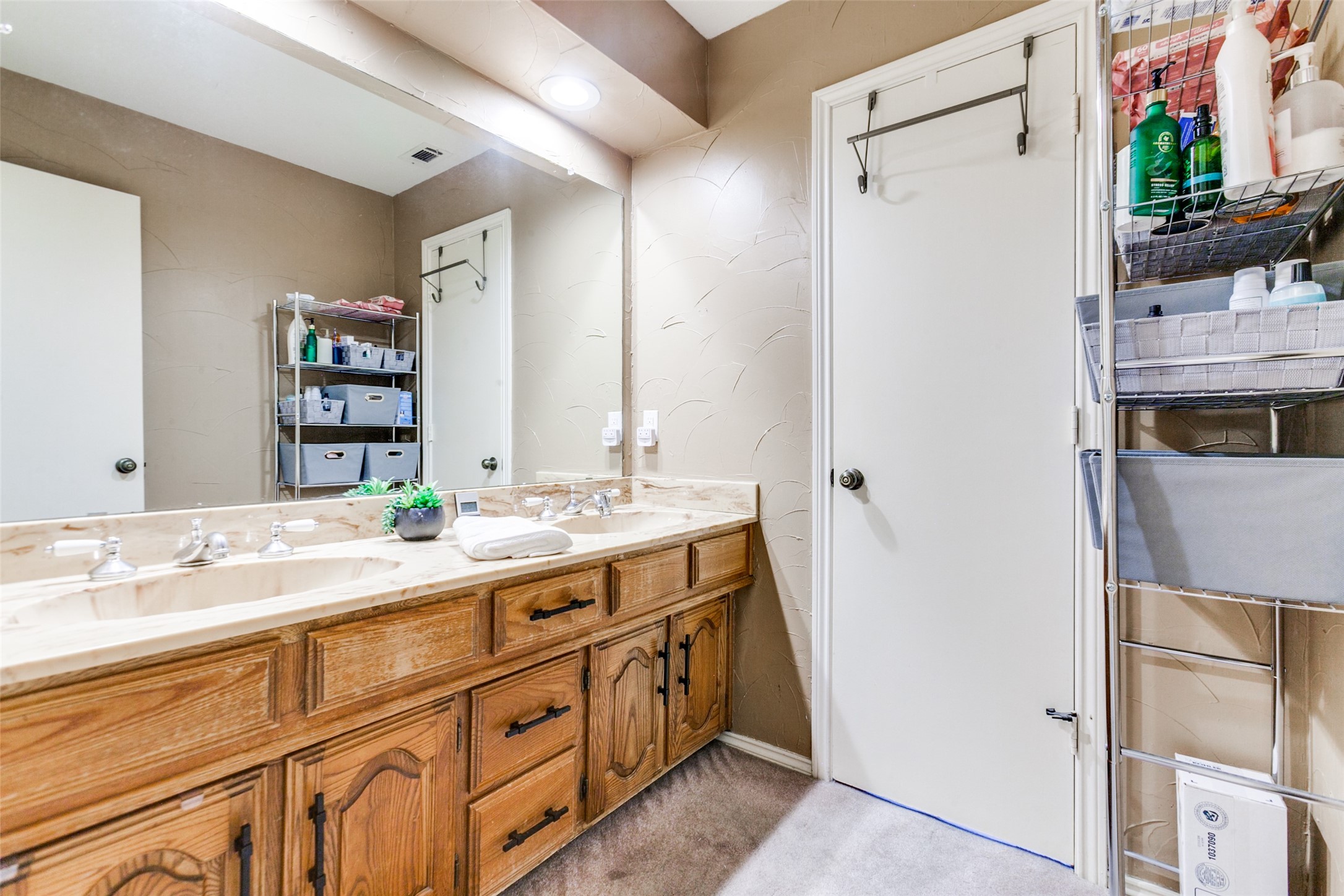 3001 Saddlehead Drive