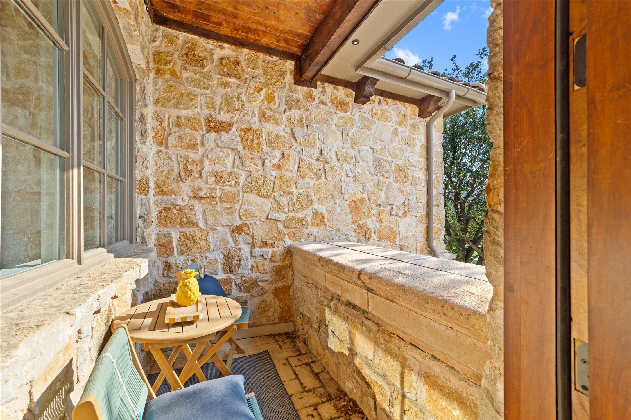 5378 Beacon Hill Drive