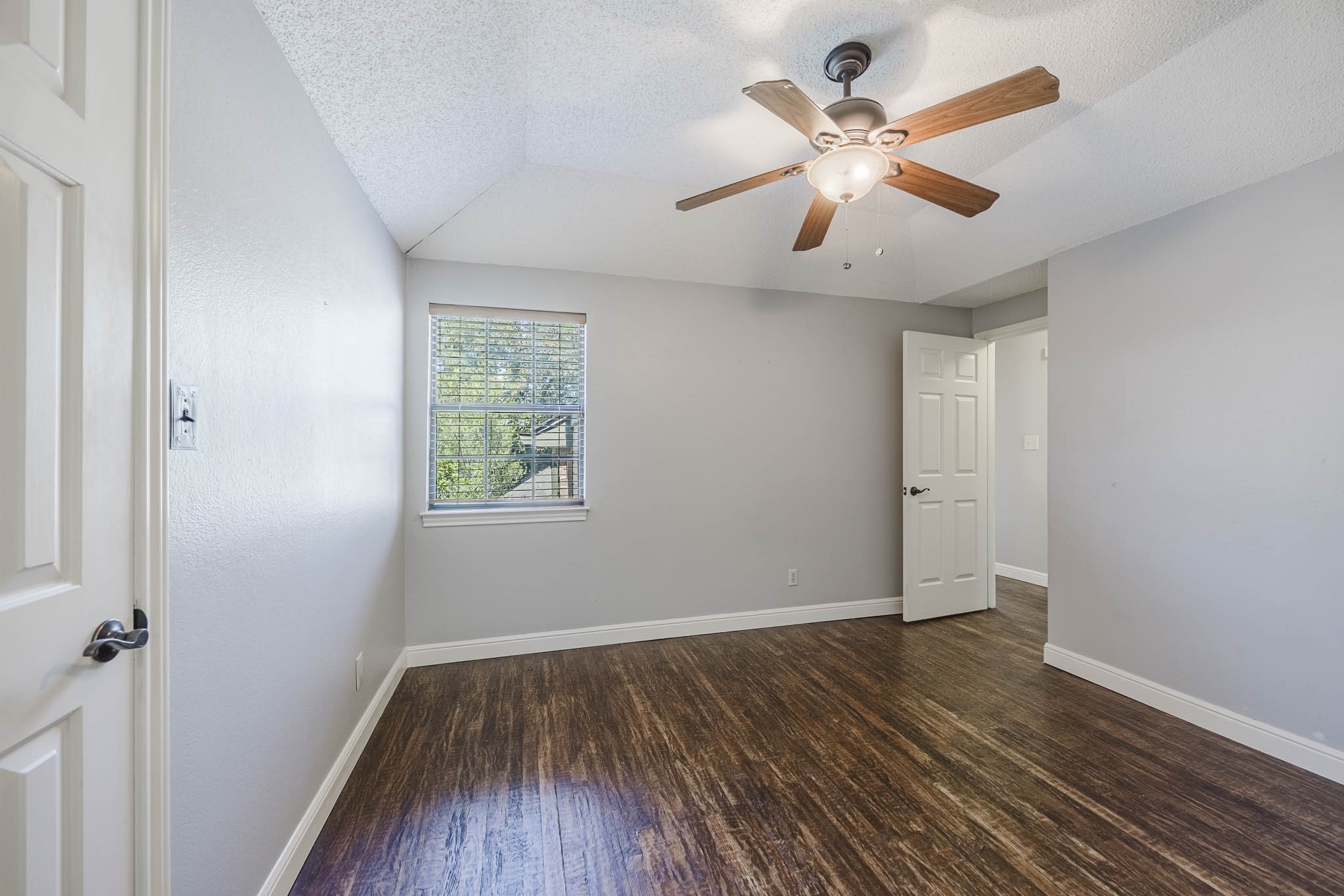 1738 E Peters Colony Road