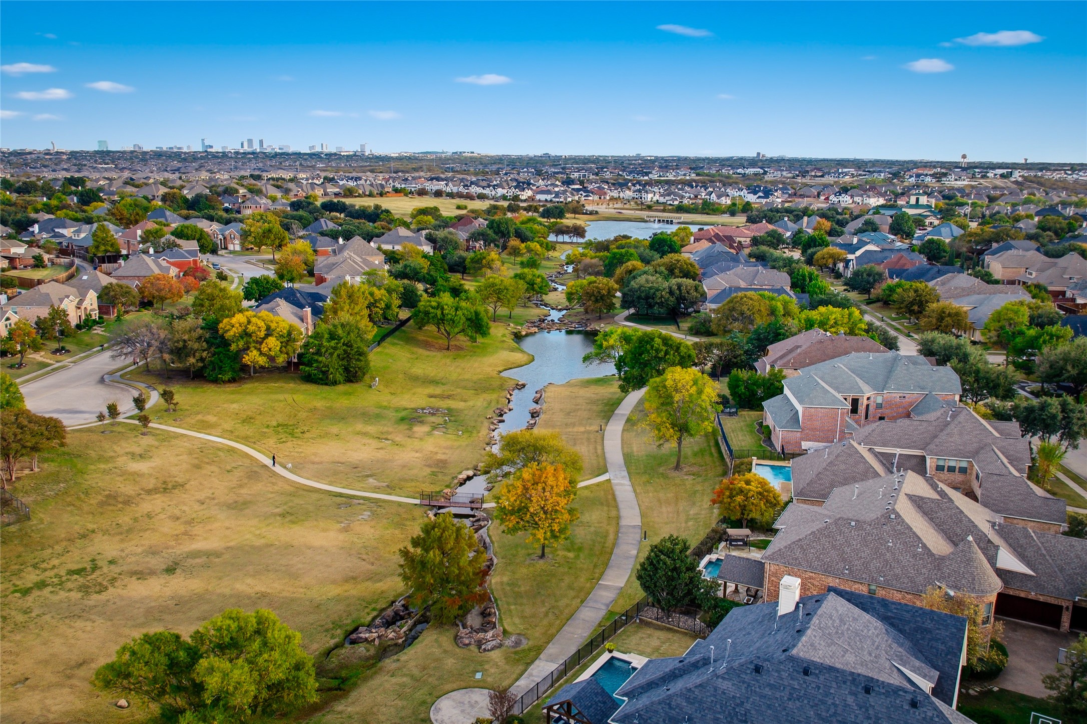 5594 Beacon Hill Drive