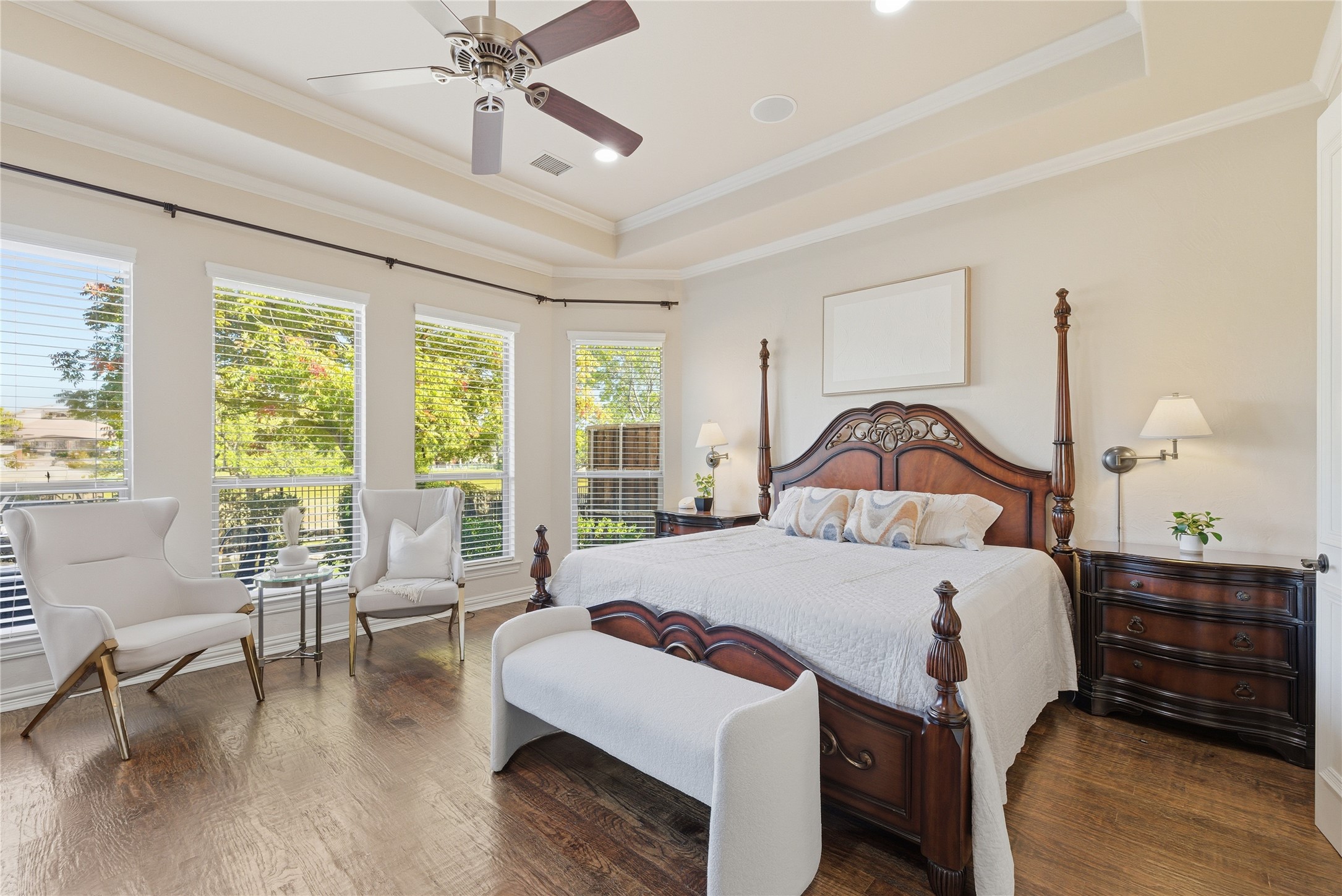 5594 Beacon Hill Drive