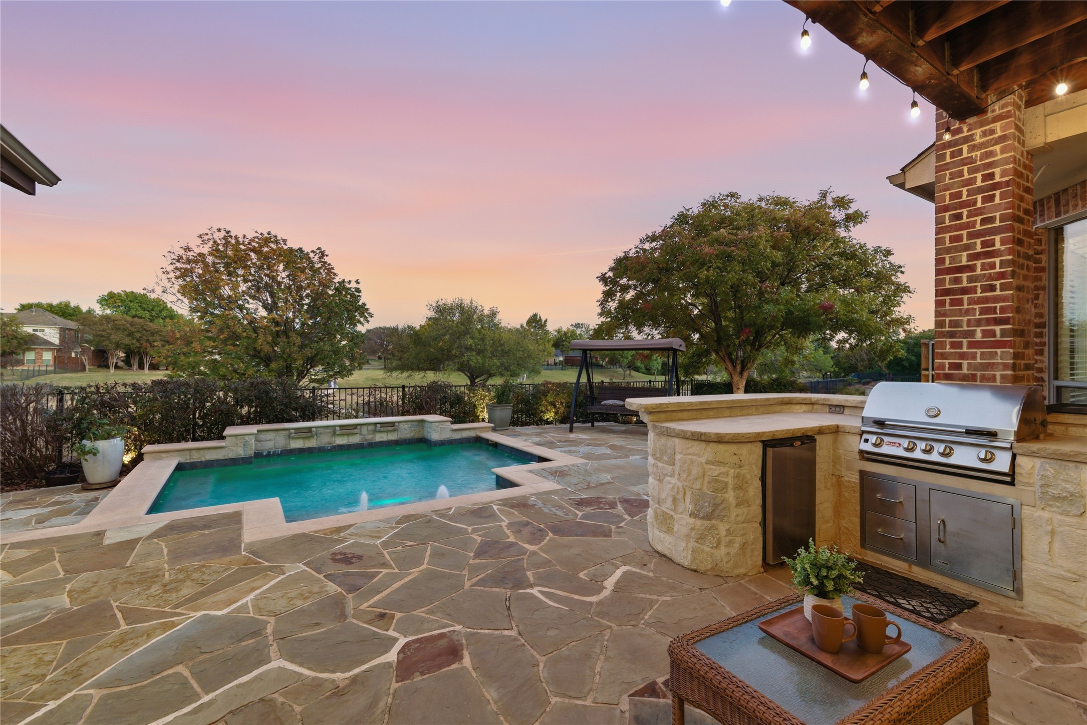 5594 Beacon Hill Drive