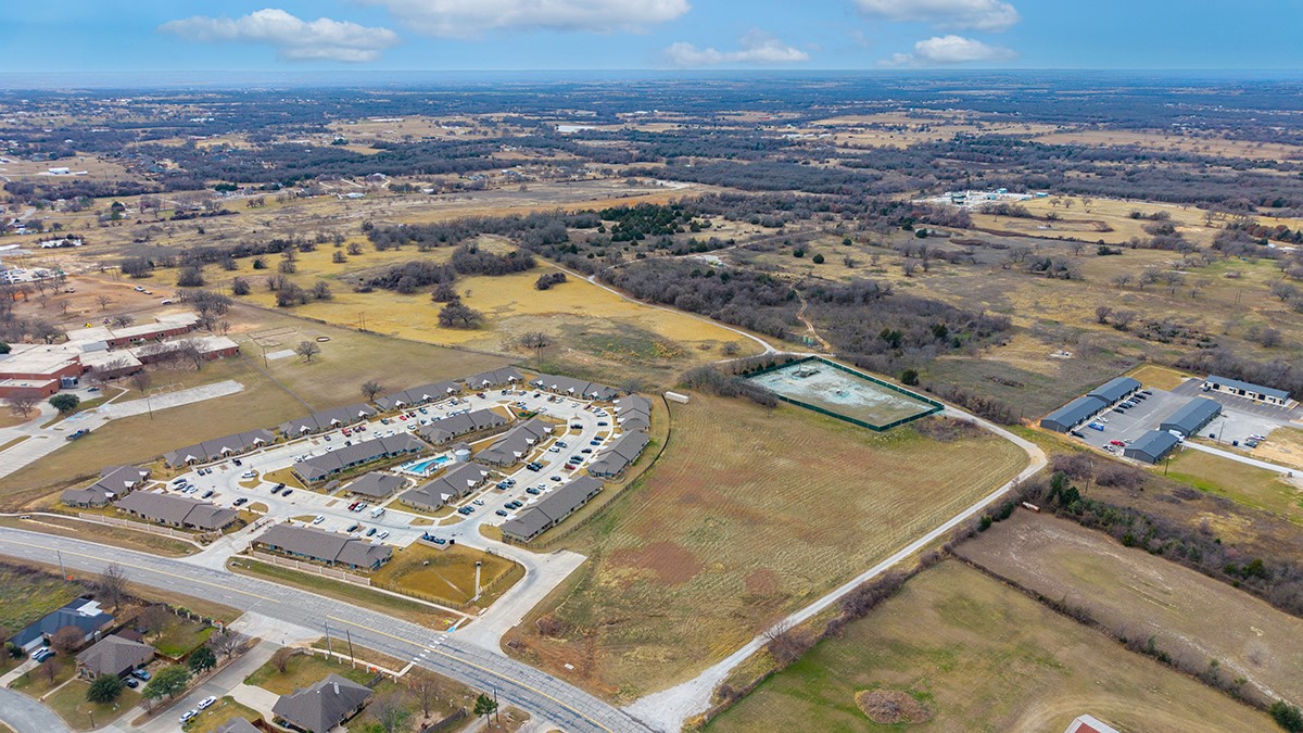 700 S Deer Park Road