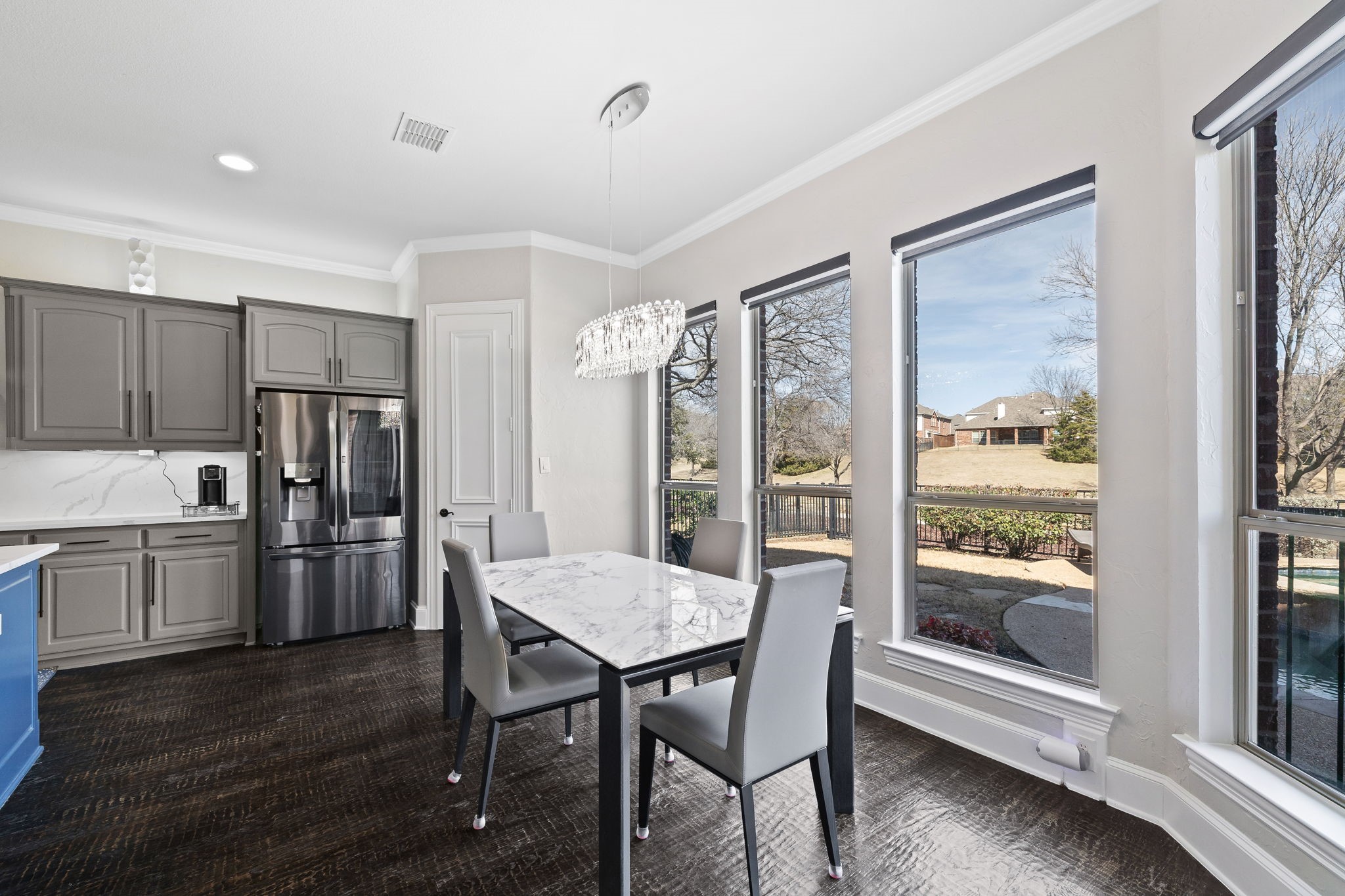 5442 Beacon Hill Drive