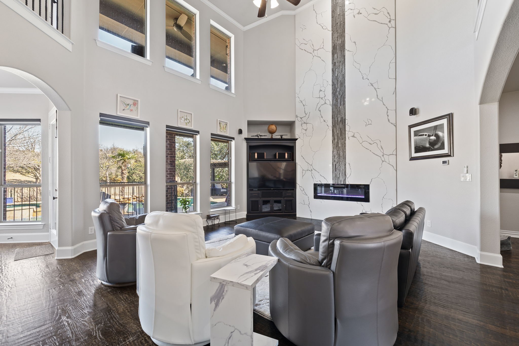 5442 Beacon Hill Drive