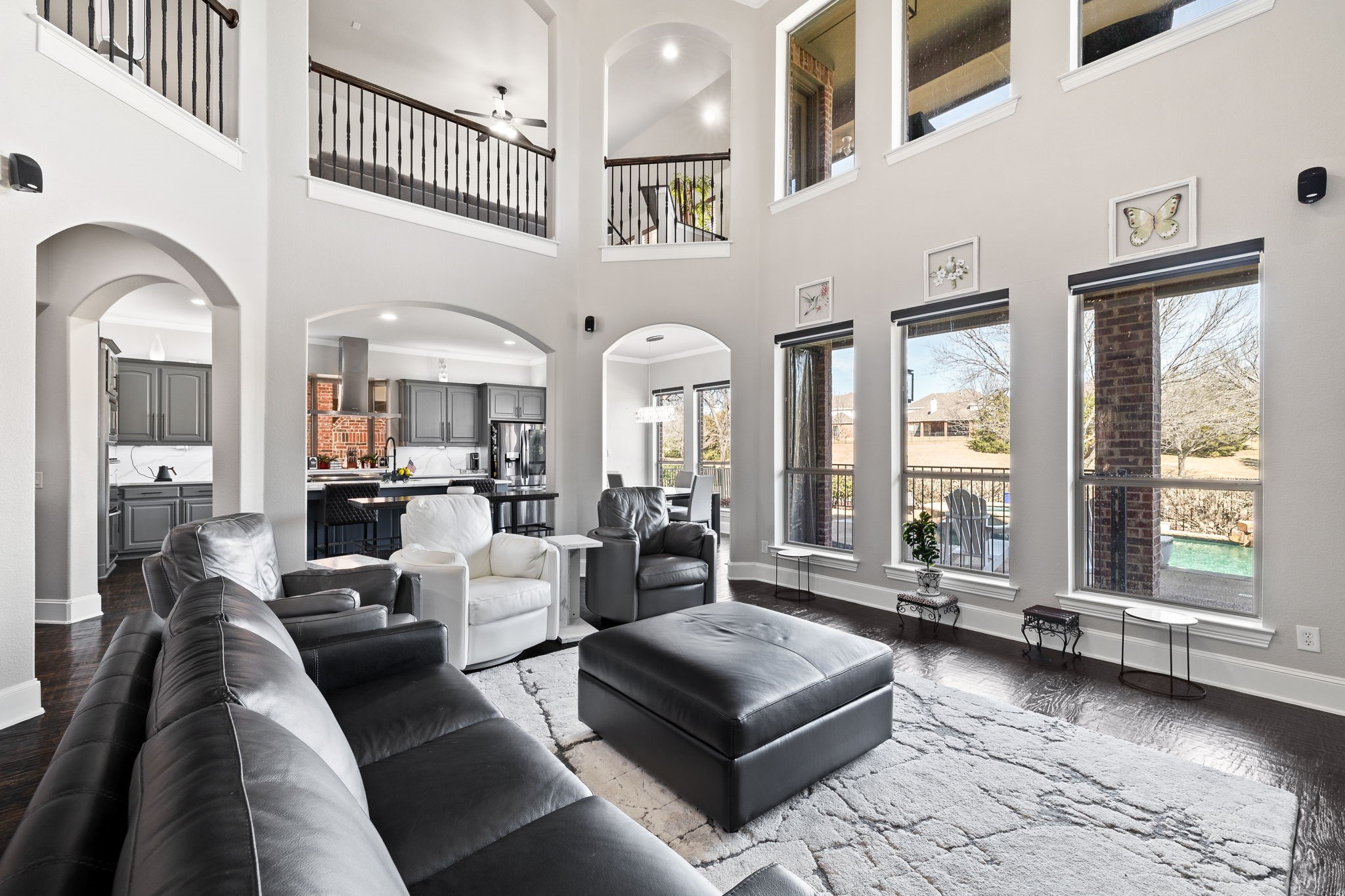 5442 Beacon Hill Drive