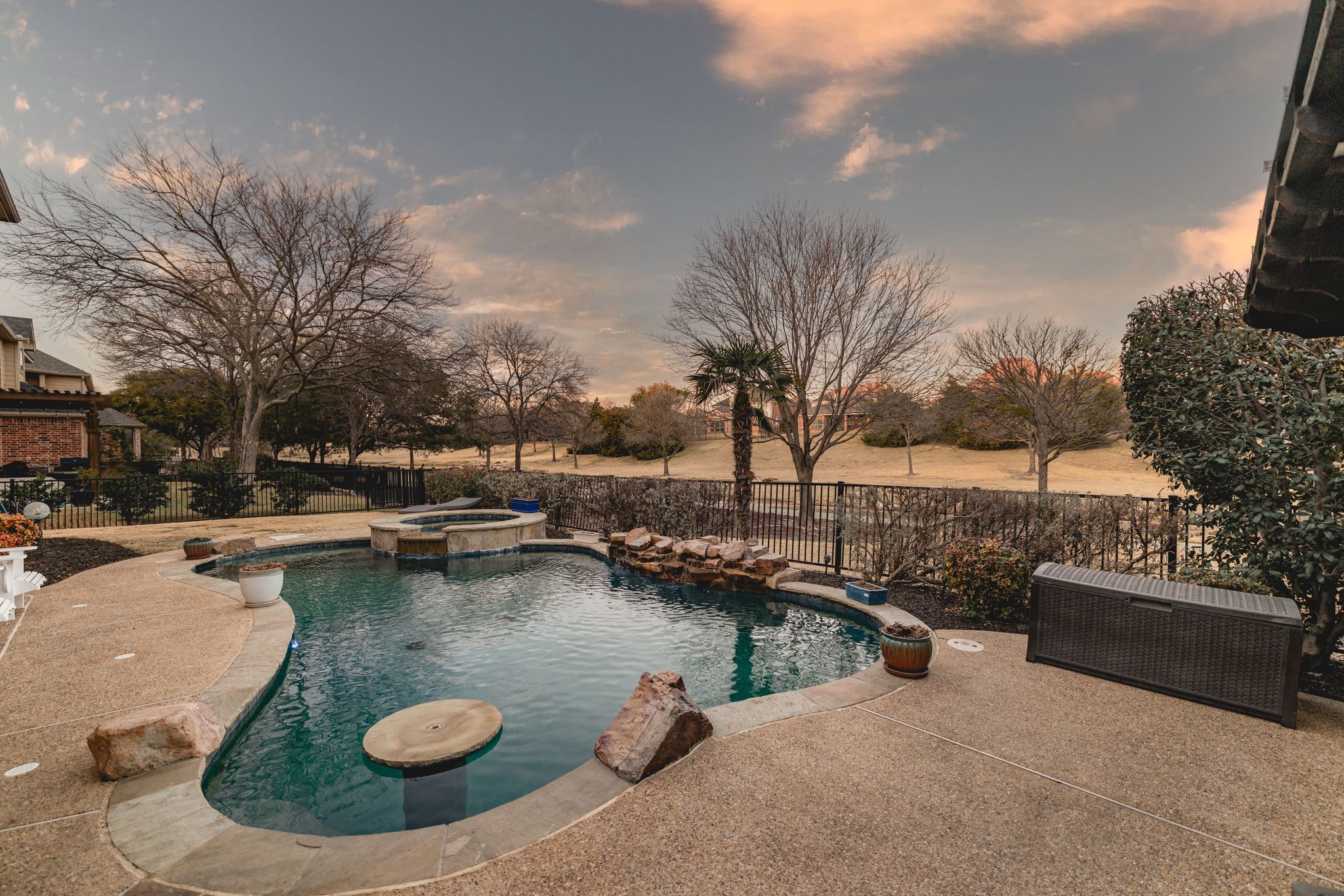 5442 Beacon Hill Drive