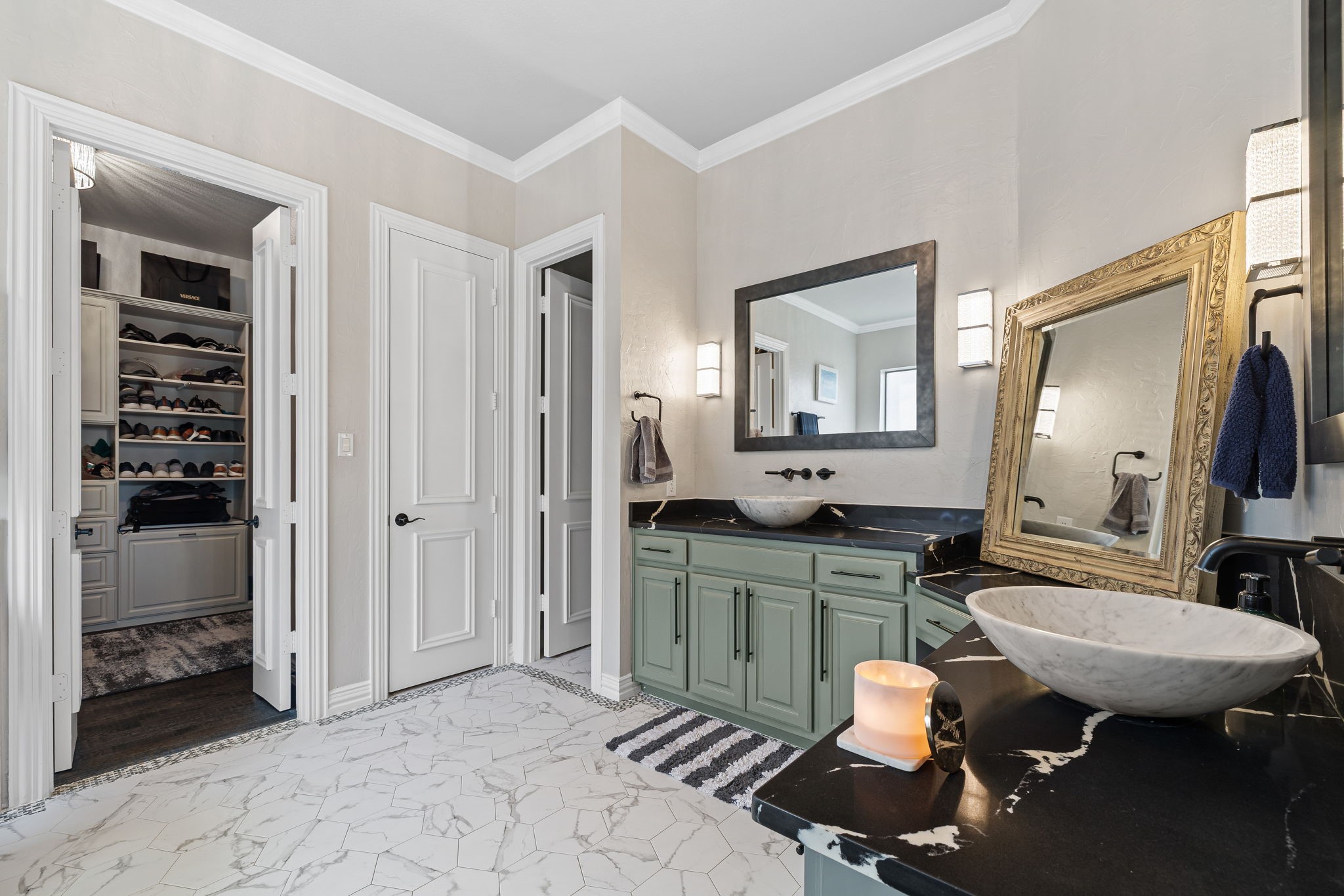 5442 Beacon Hill Drive