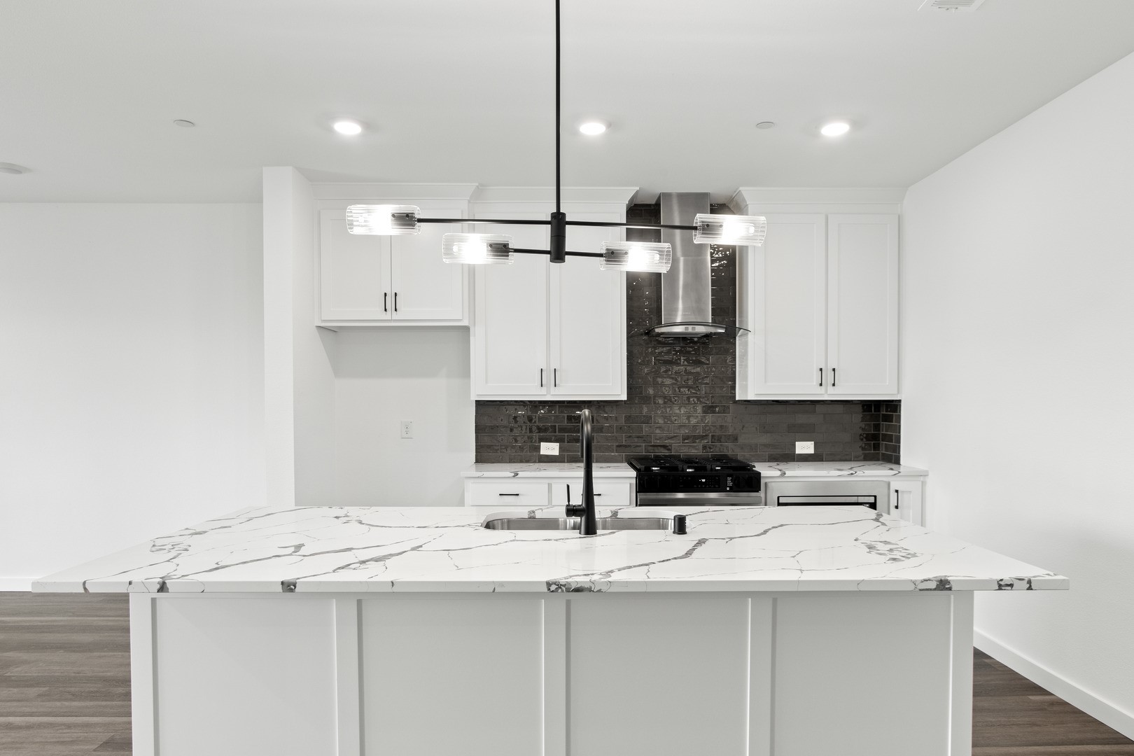 1232 Armstrong