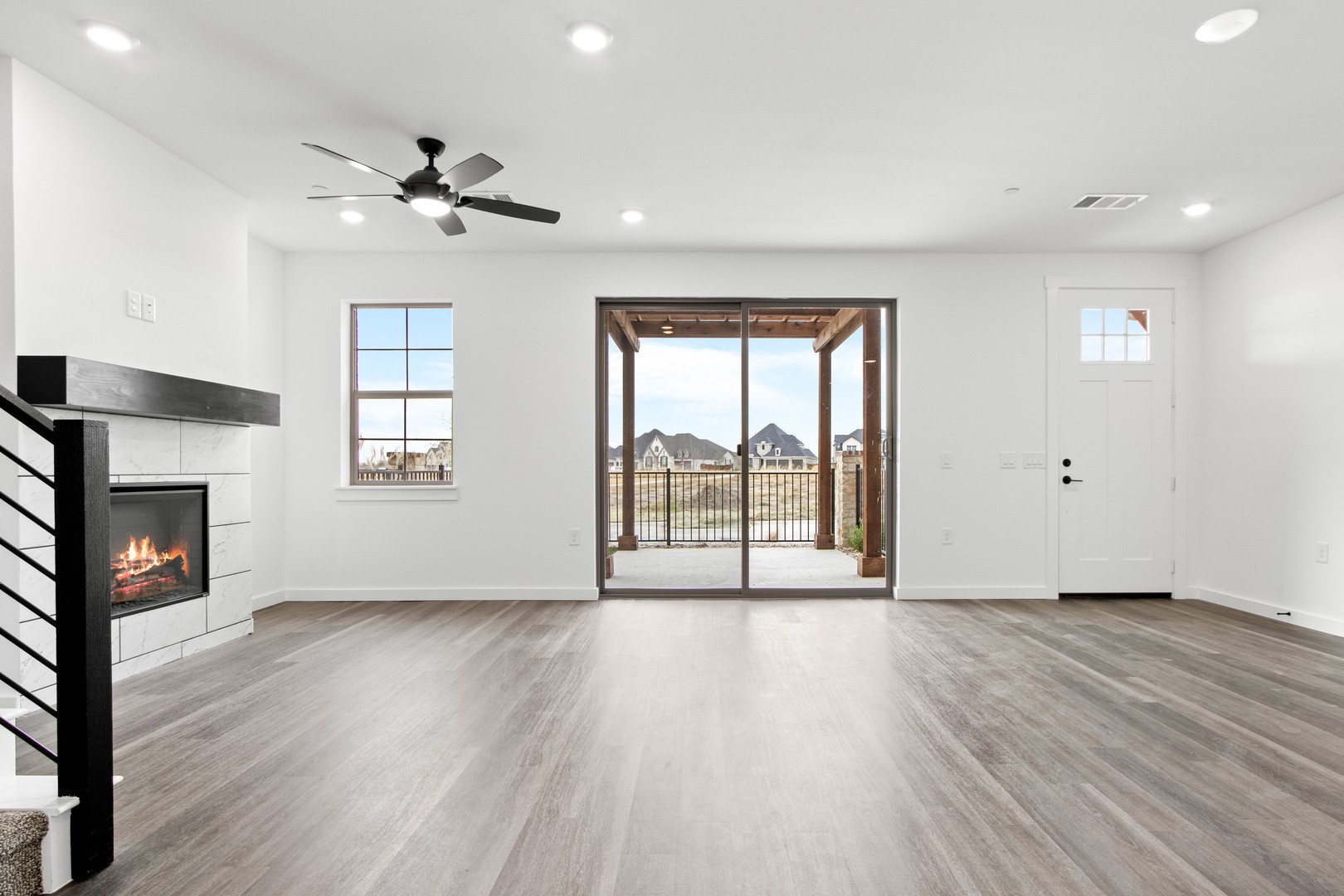 1232 Armstrong