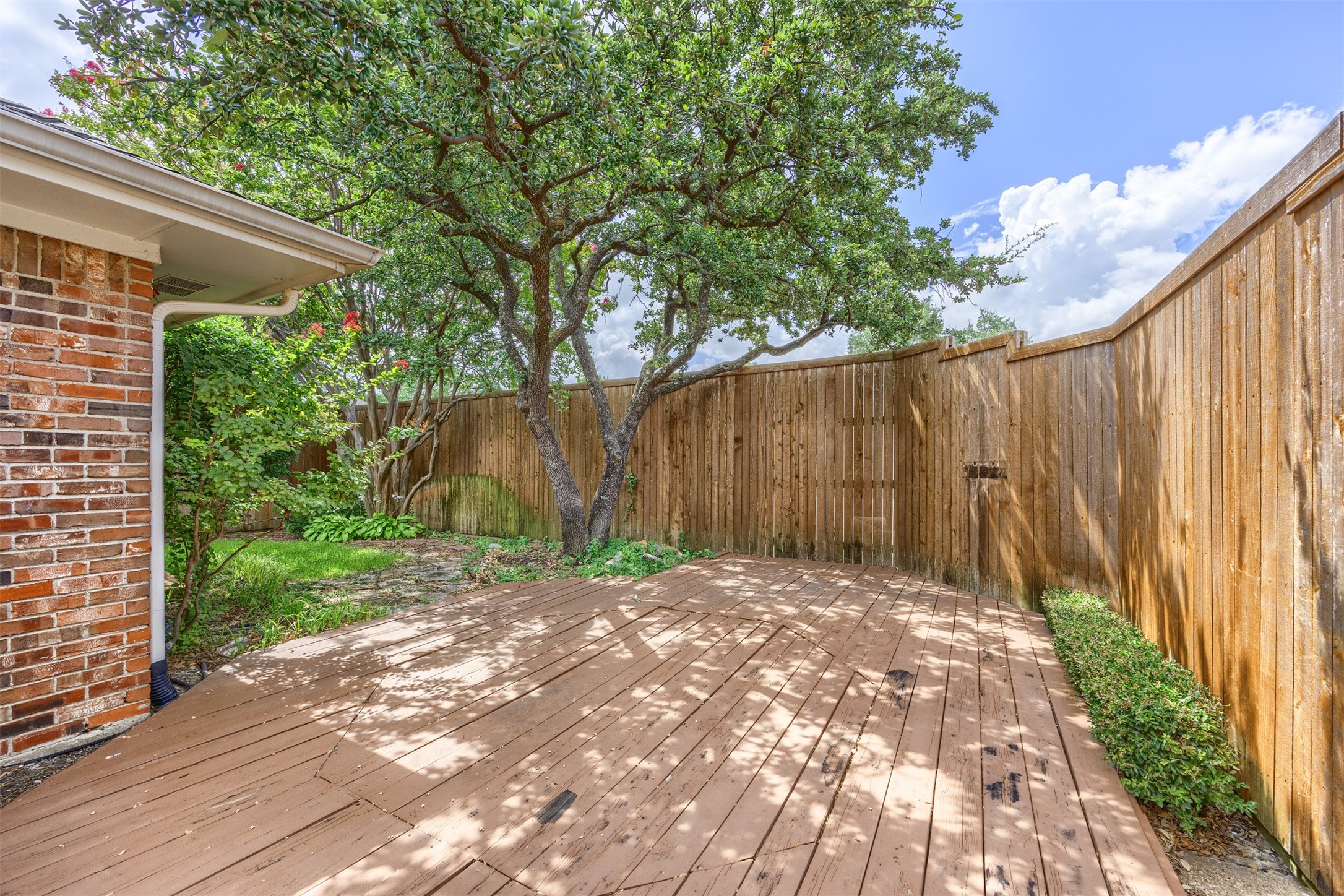 3420 Eisenhower Lane