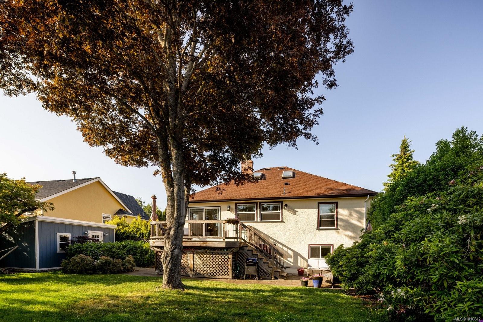 2535 Dalhousie St