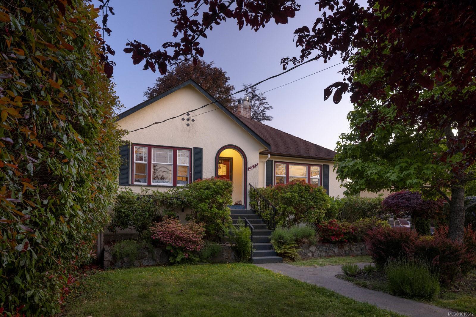 2535 Dalhousie St