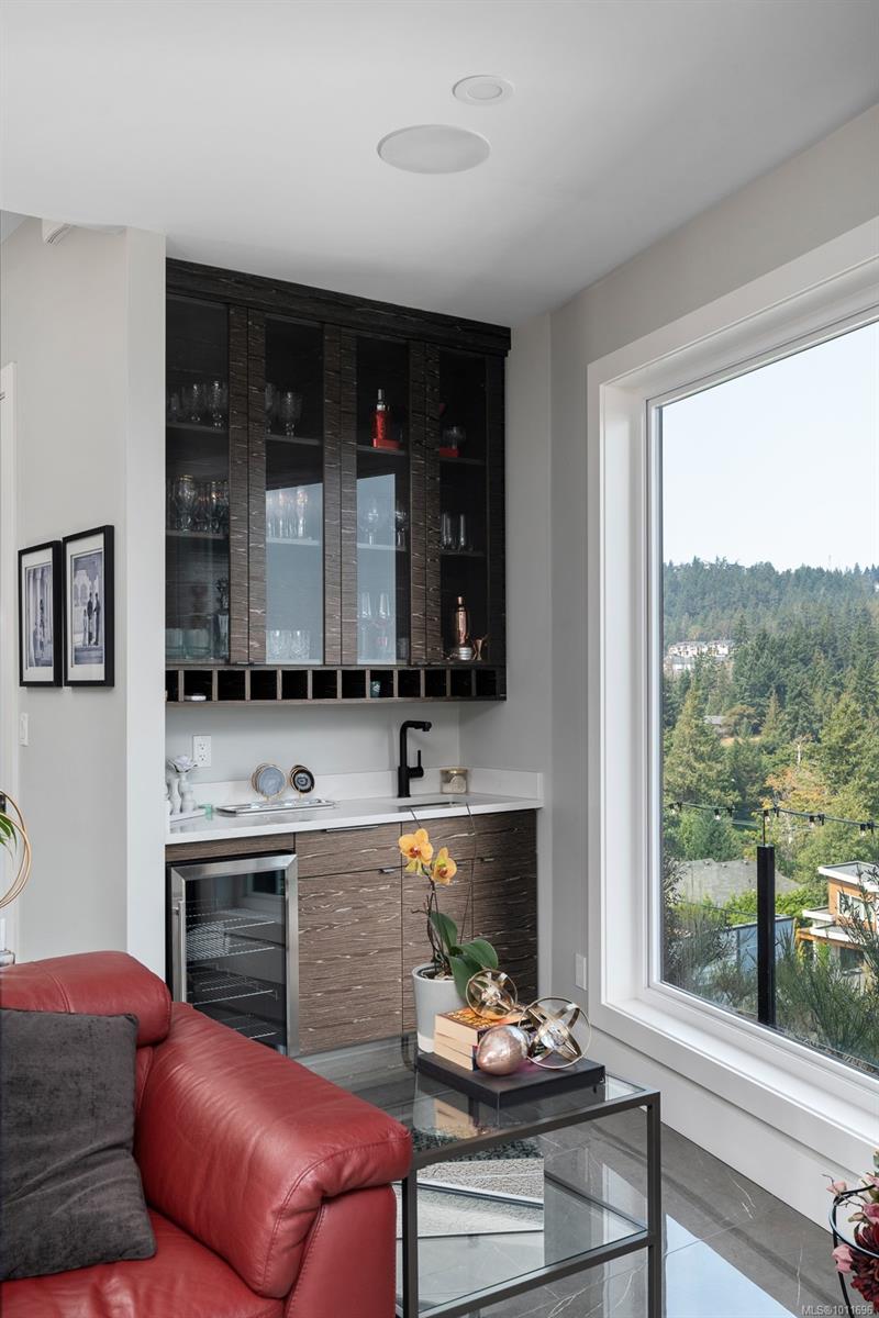 3630 Ridge View Terr