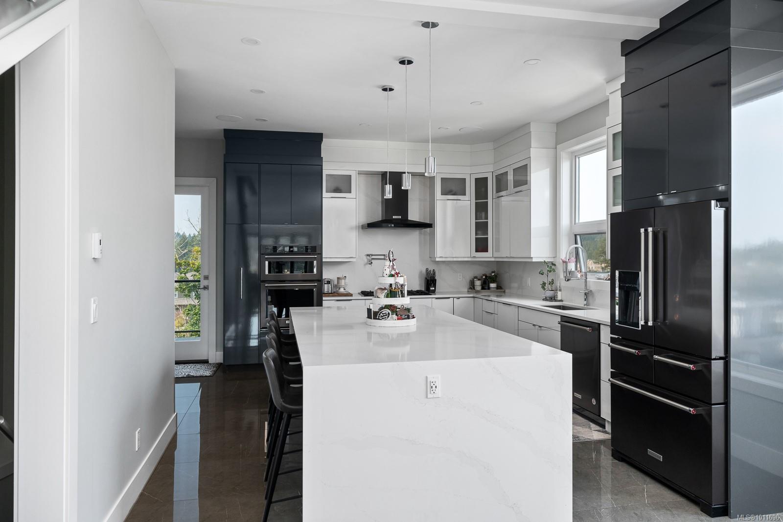3630 Ridge View Terr