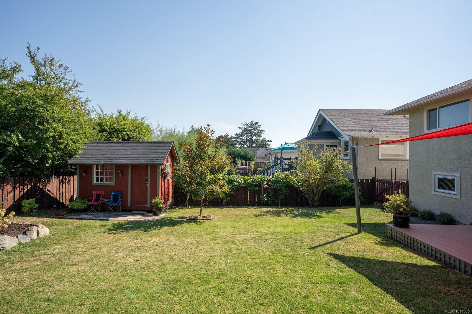 3223 Doncaster Dr